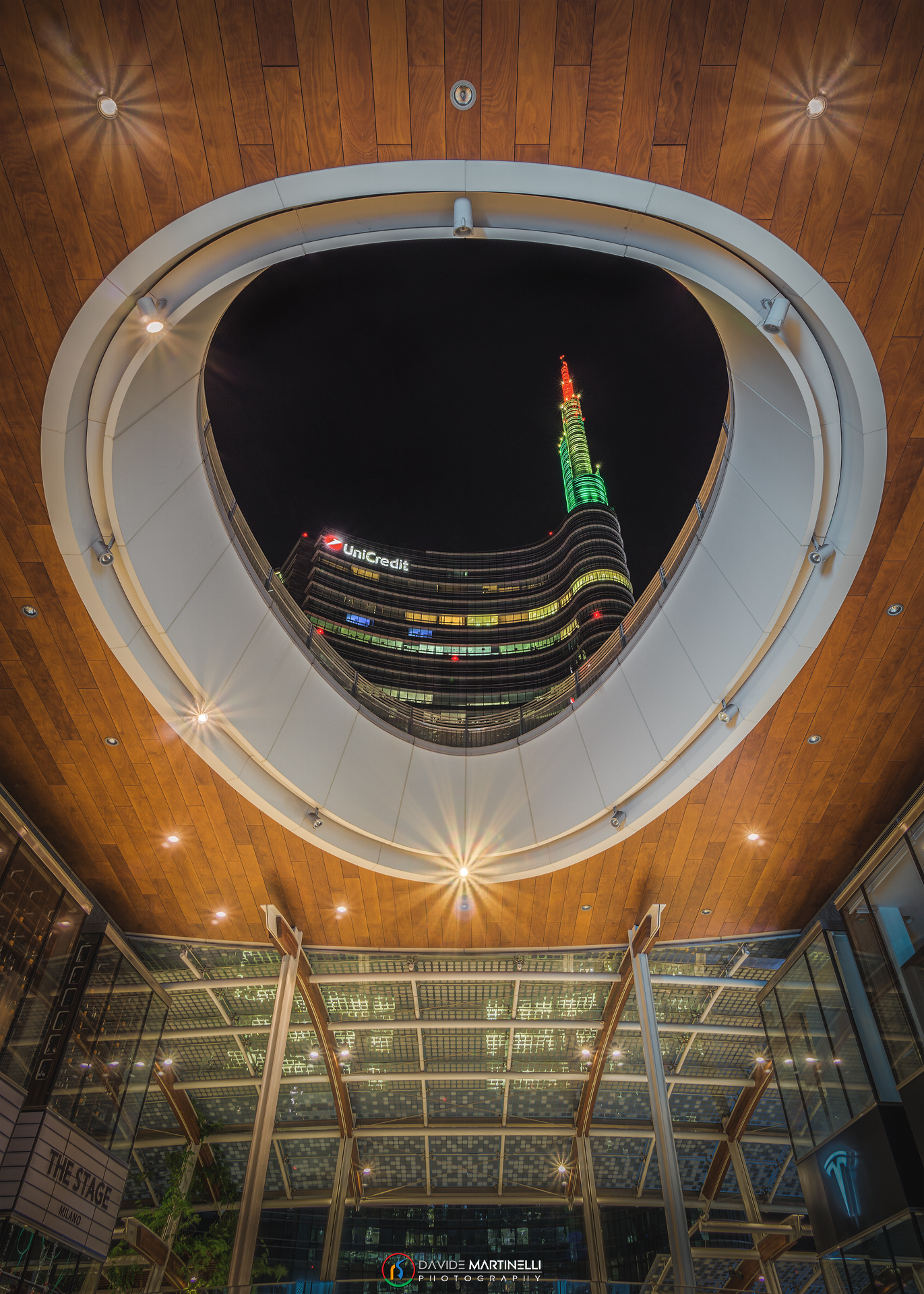 Milano - Piazza Gae Aulenti - Unicredit Tower