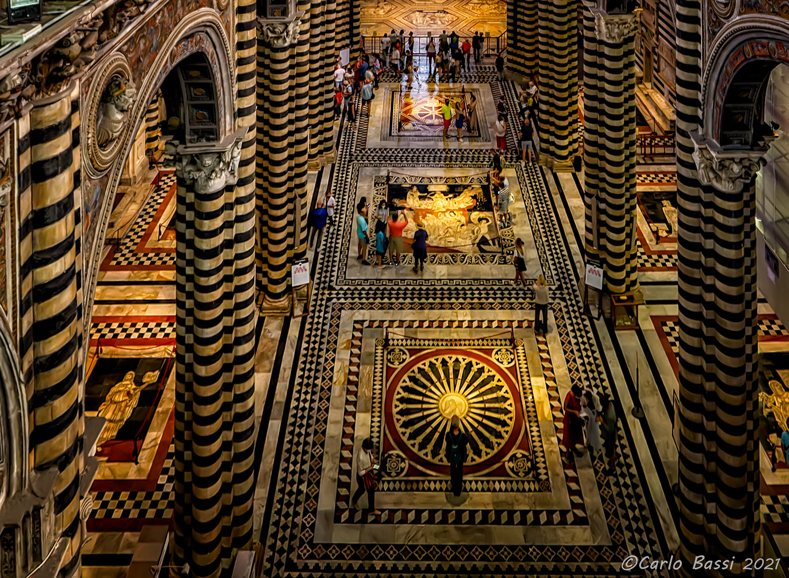 Il duomo di Siena (visto dalla Porta del Cielo)