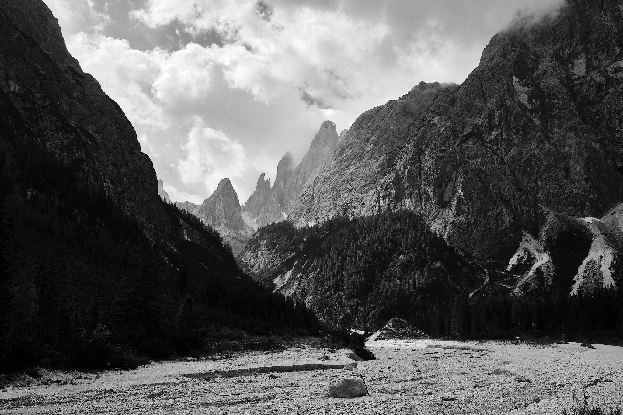 Valley floor B/W