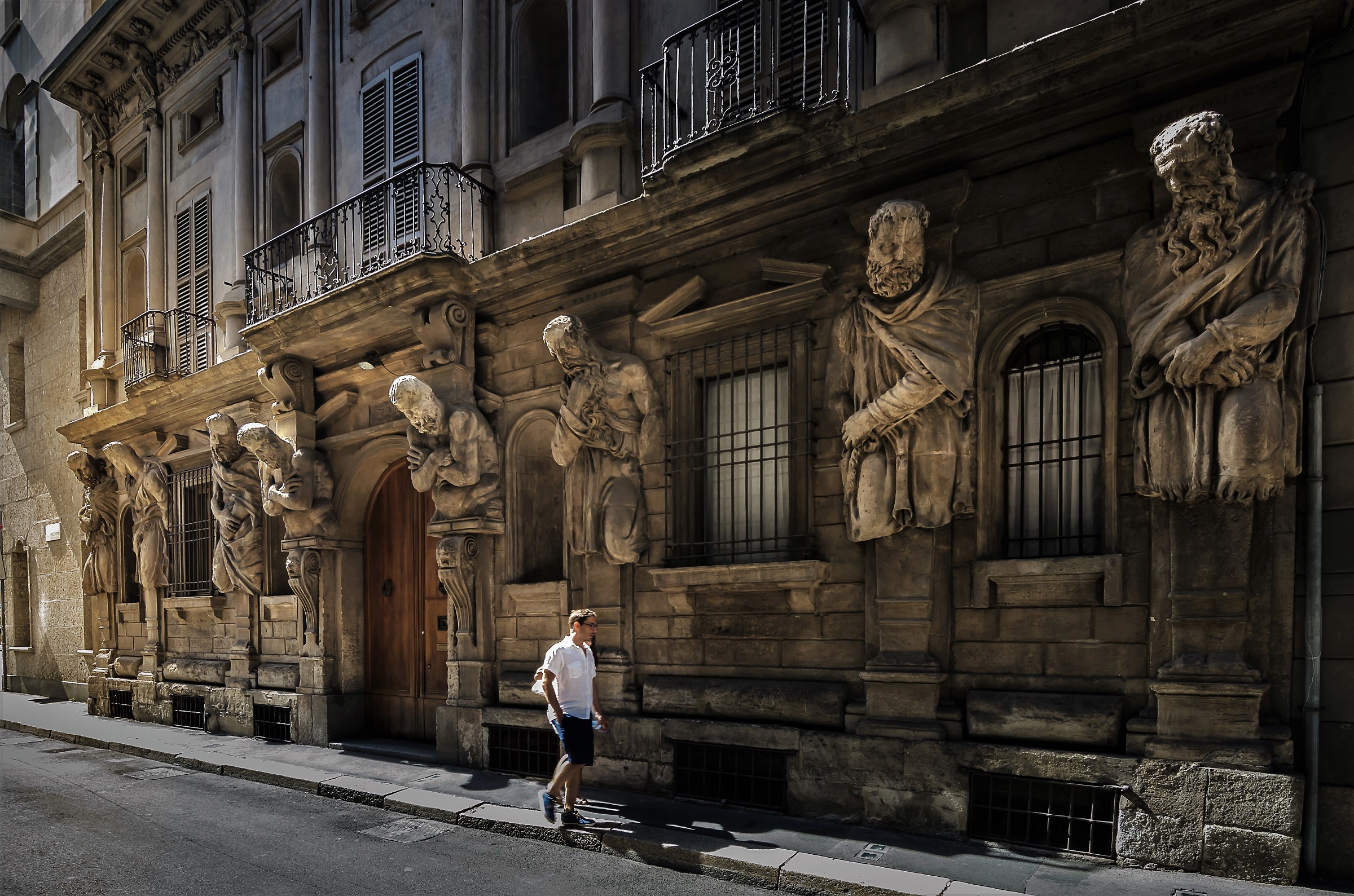 The House of the Omenoni