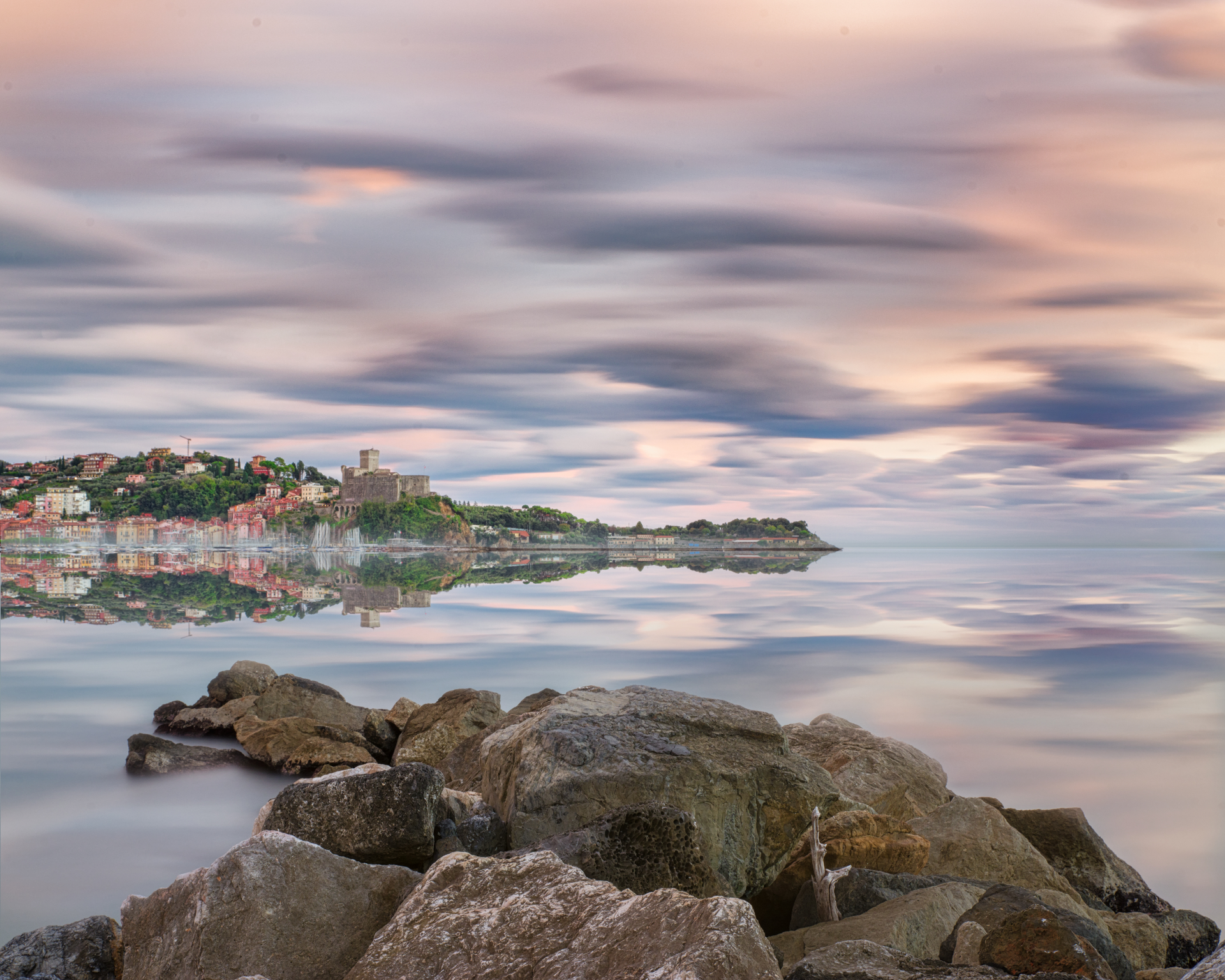 Dolce mi è ... naufragare in questo mar