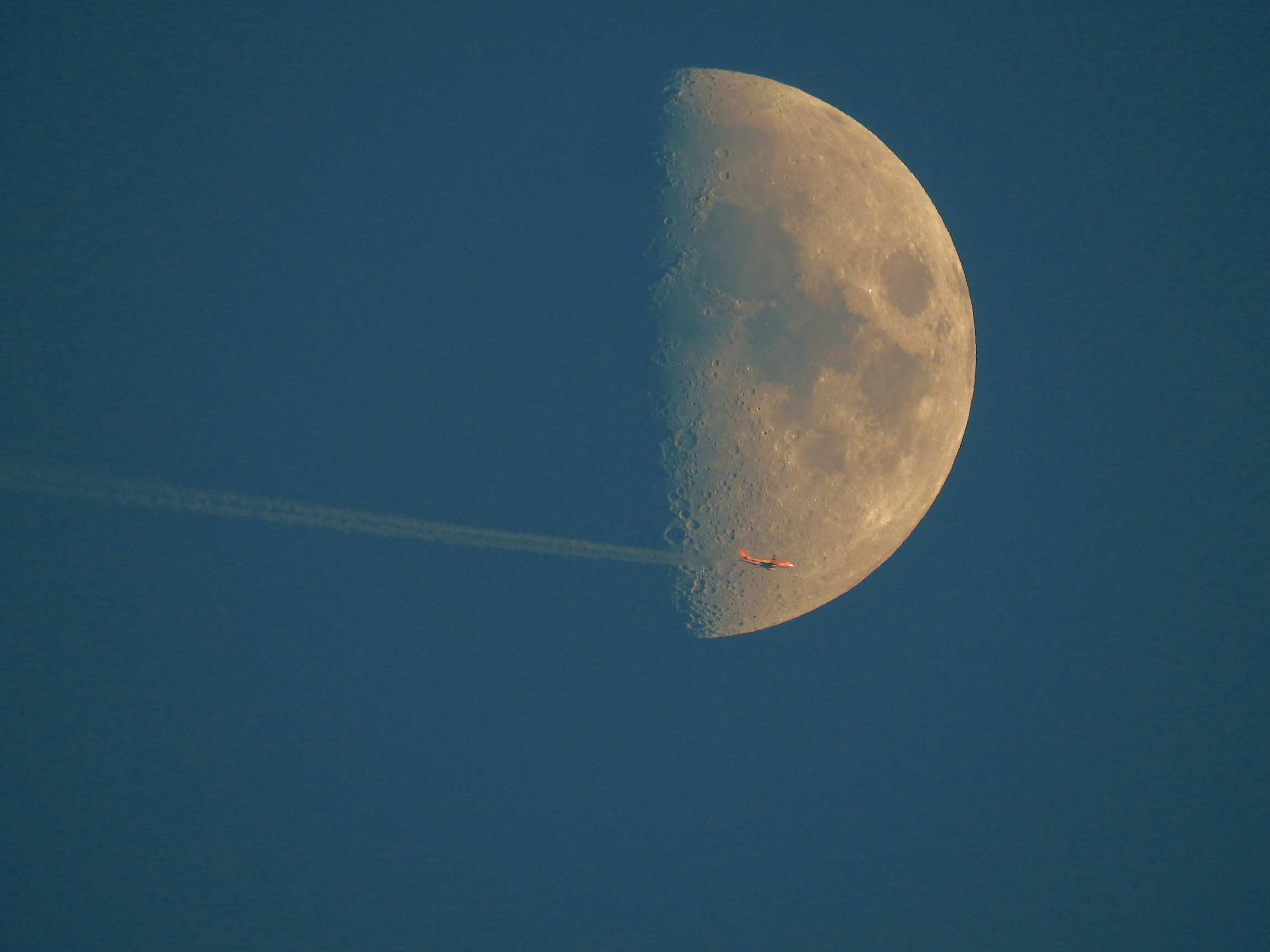 Aereo luna ottobre 2021