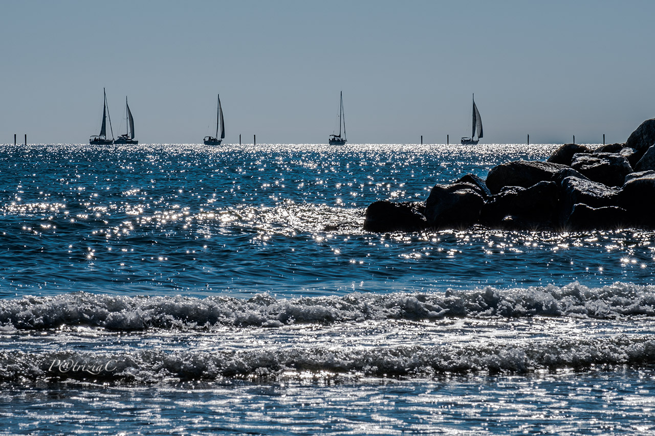 __là _dove il mare luccica__