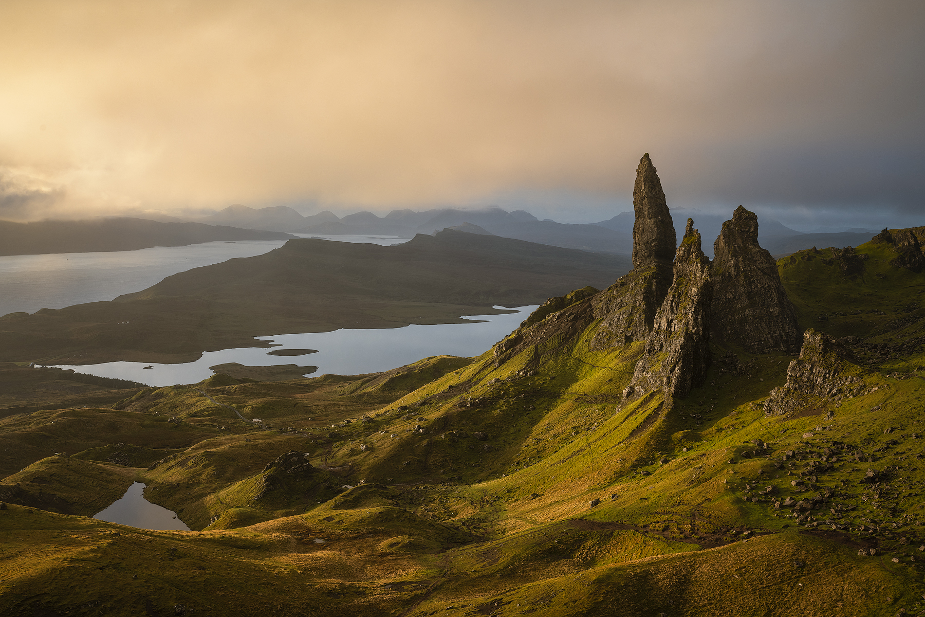 Sunrise with storr's old man