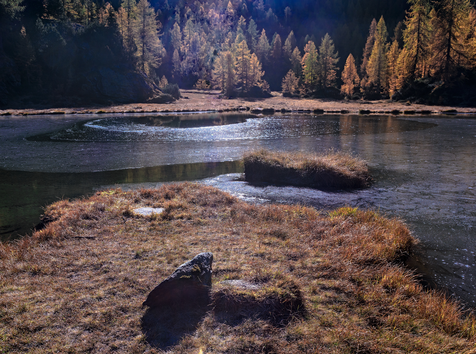 Prime luci al lago Mafulè