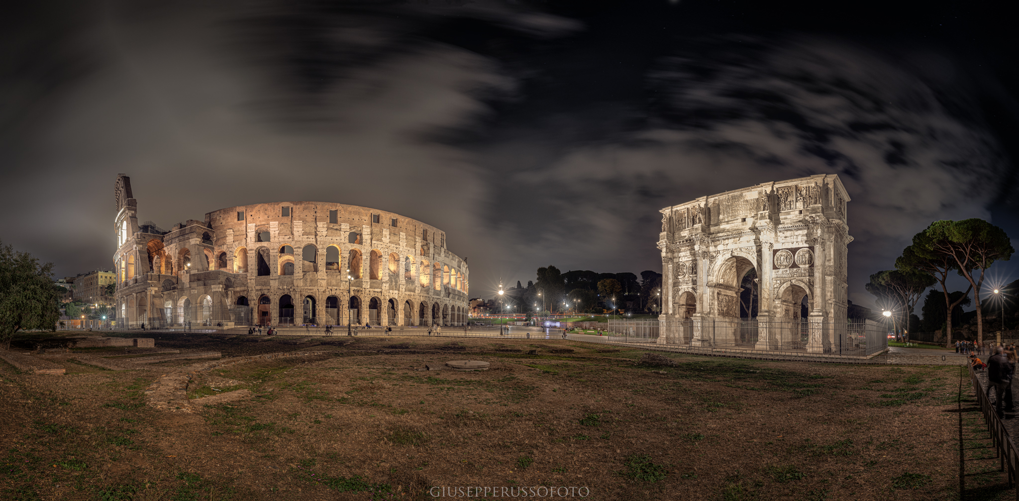 Panoramica al Colosseo