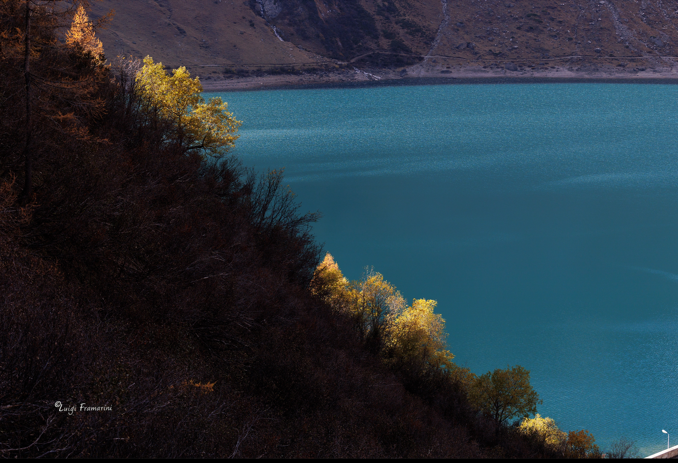 Colori autunnali al lago