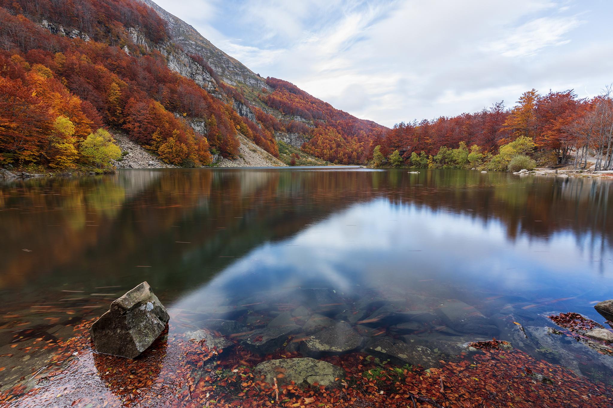 Autumn at lake 3