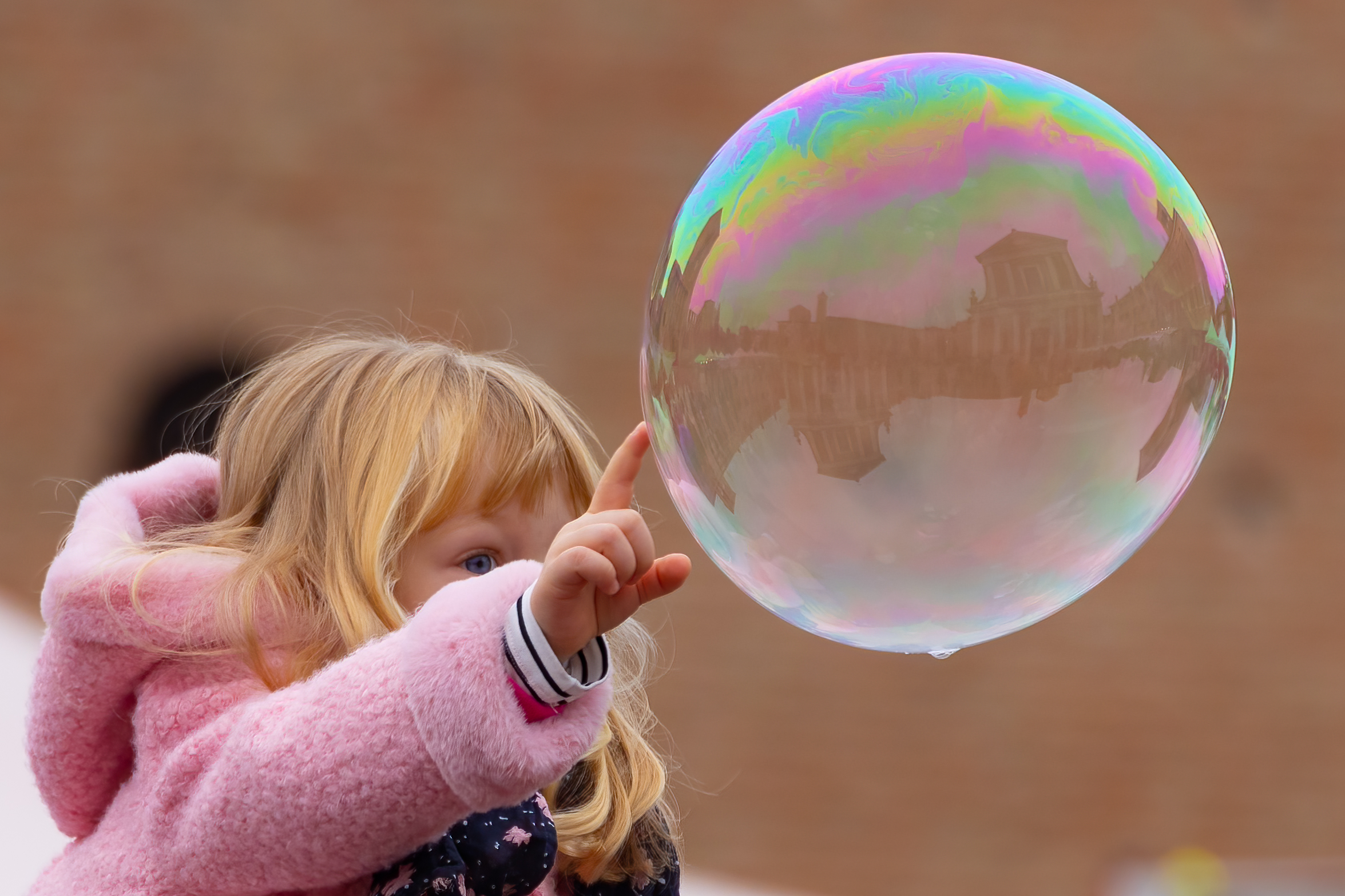 Tra un attimo...Puff