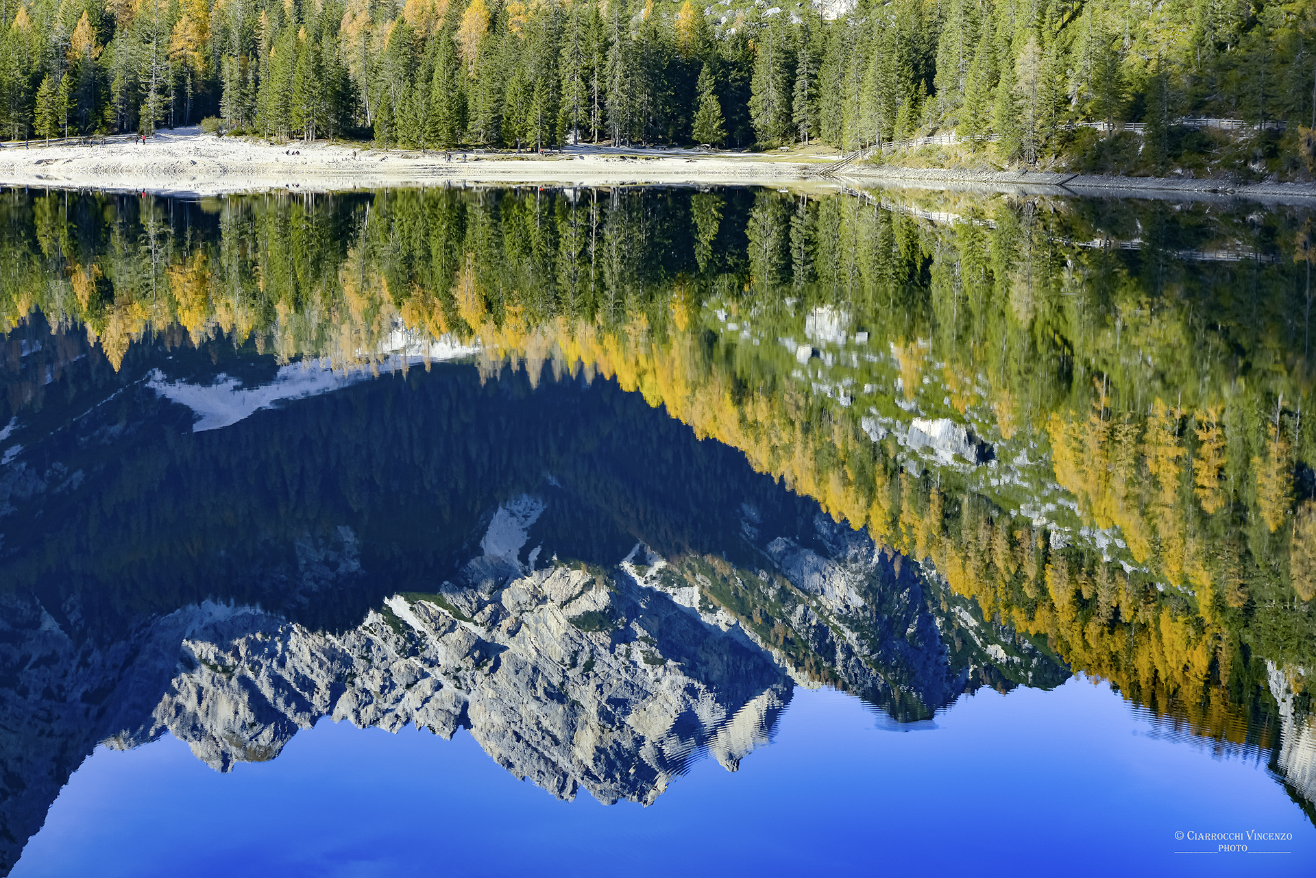 Lago di Braies Riflessi