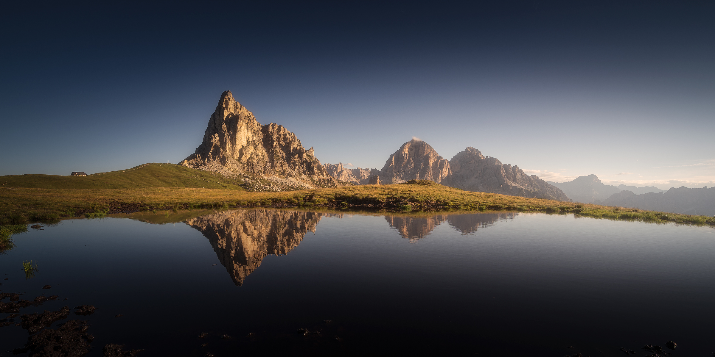 Sunrise over the Giau Pass
