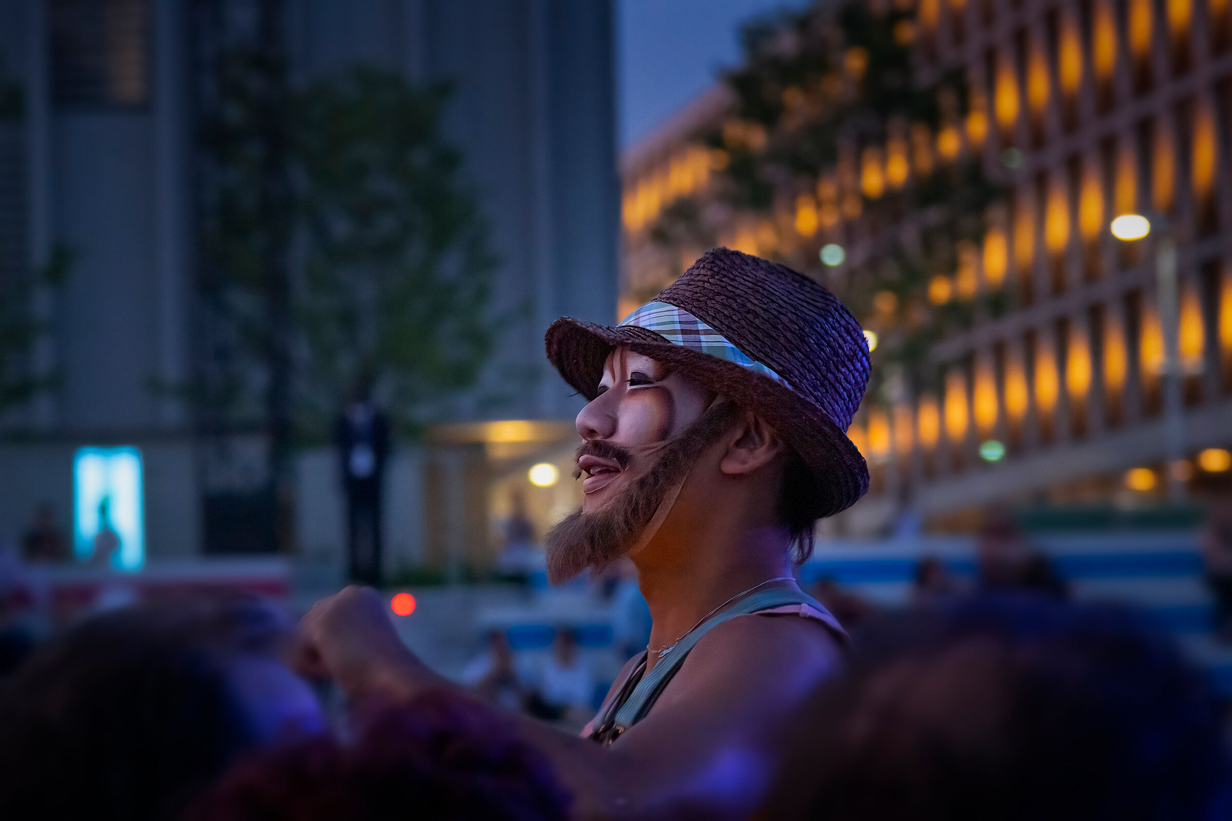 A smile above the mass ....