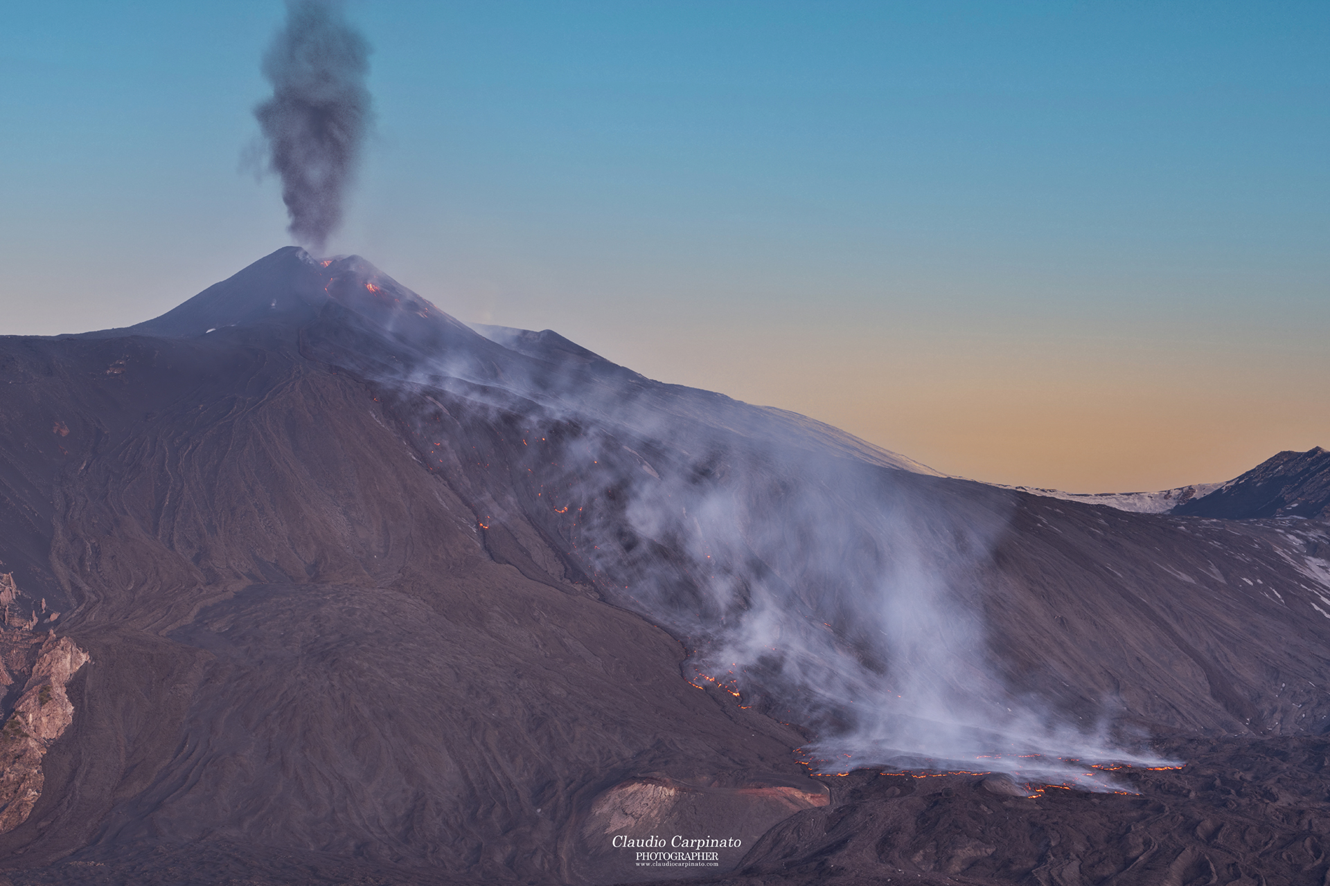 Etna, paroxysm at dawn