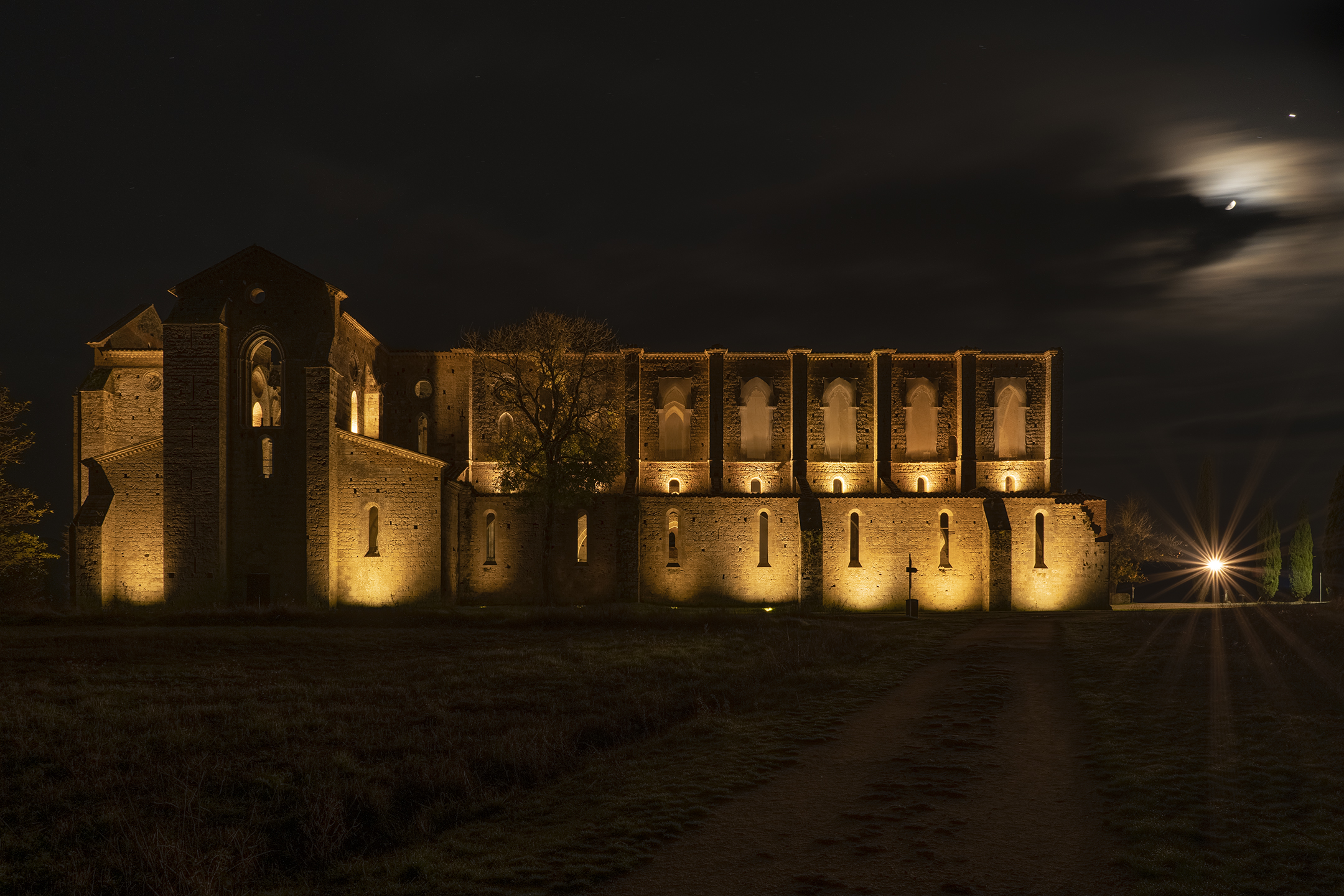 notturna a San Galgano