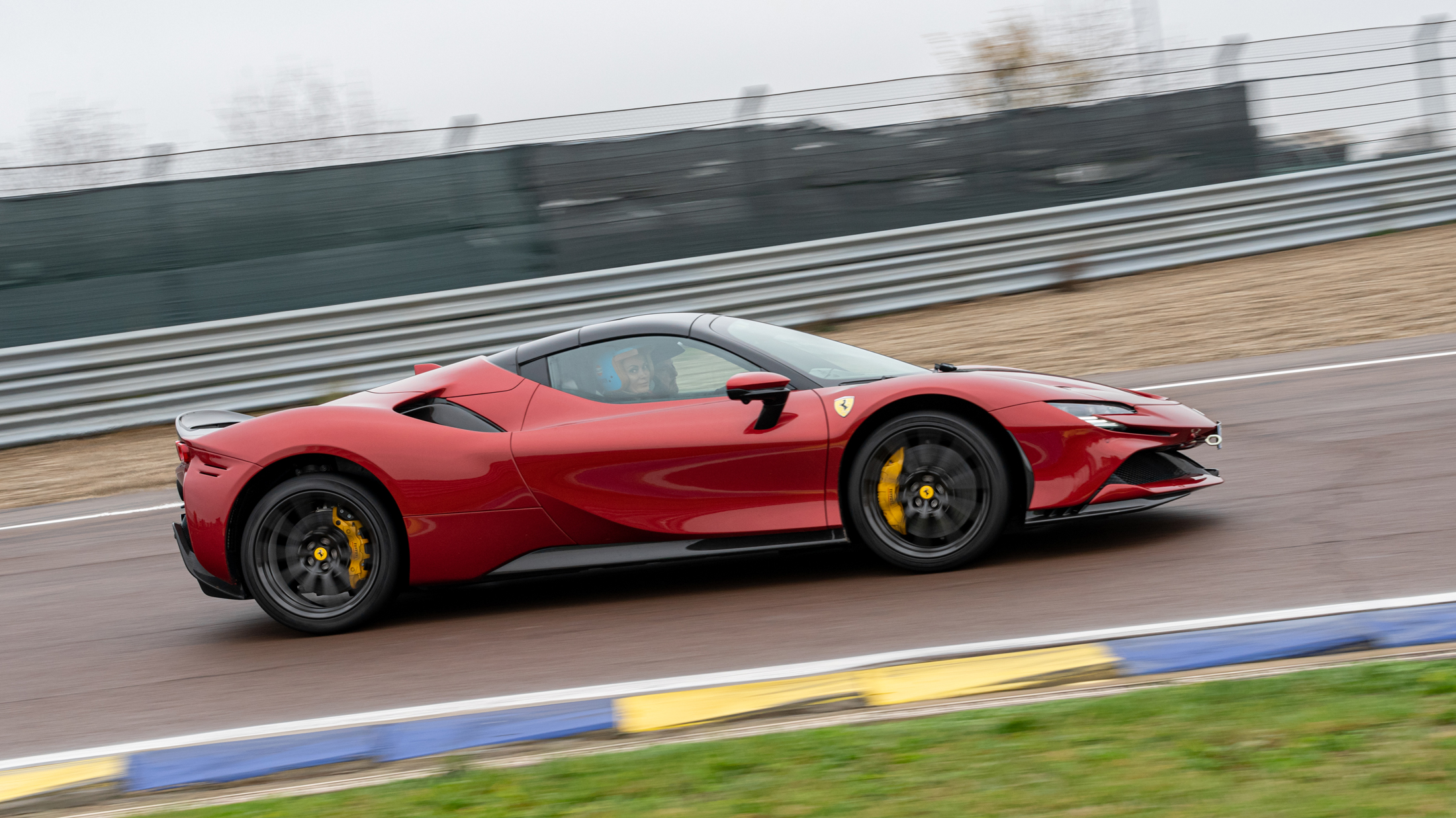 Look at me - sf90 Spider