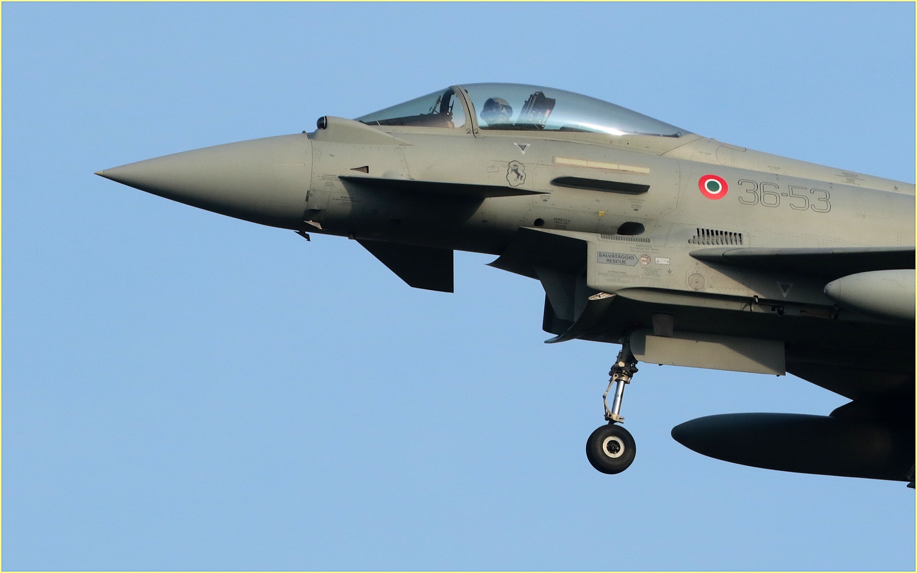 '' EFA landing in Cameri ''