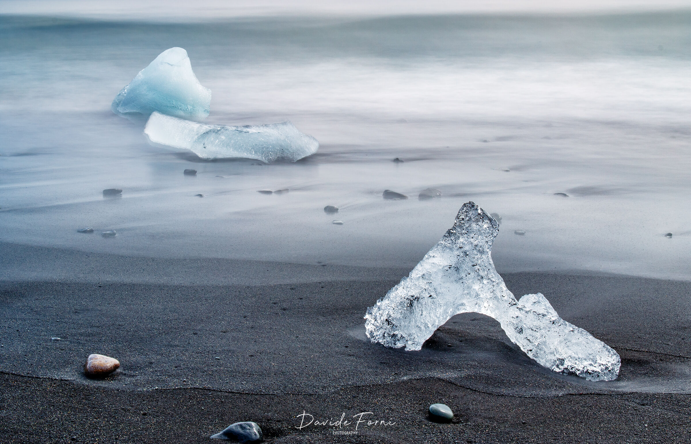 Diamond beach - Blocks of ice on the beach...