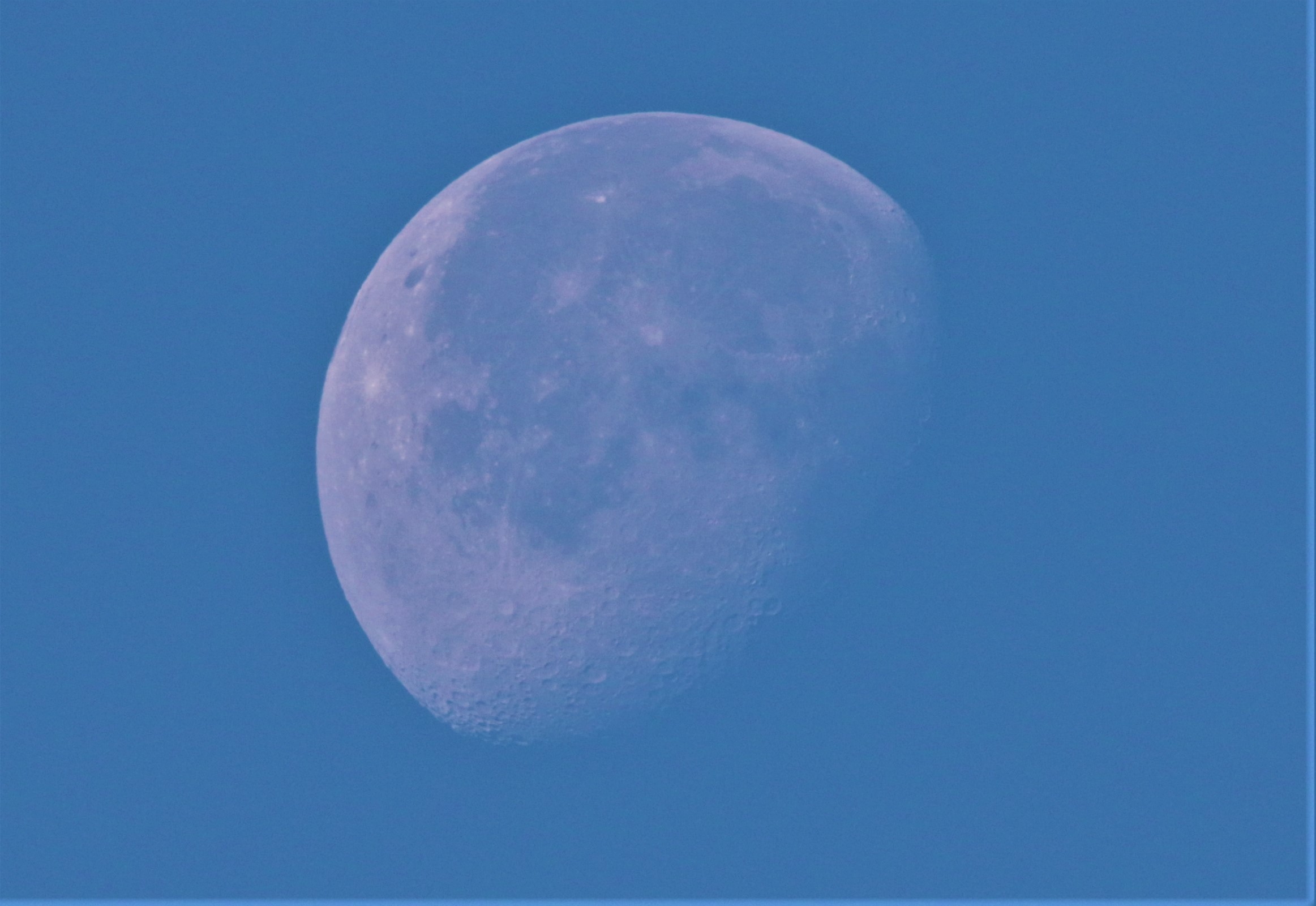 luna oggi h09,45