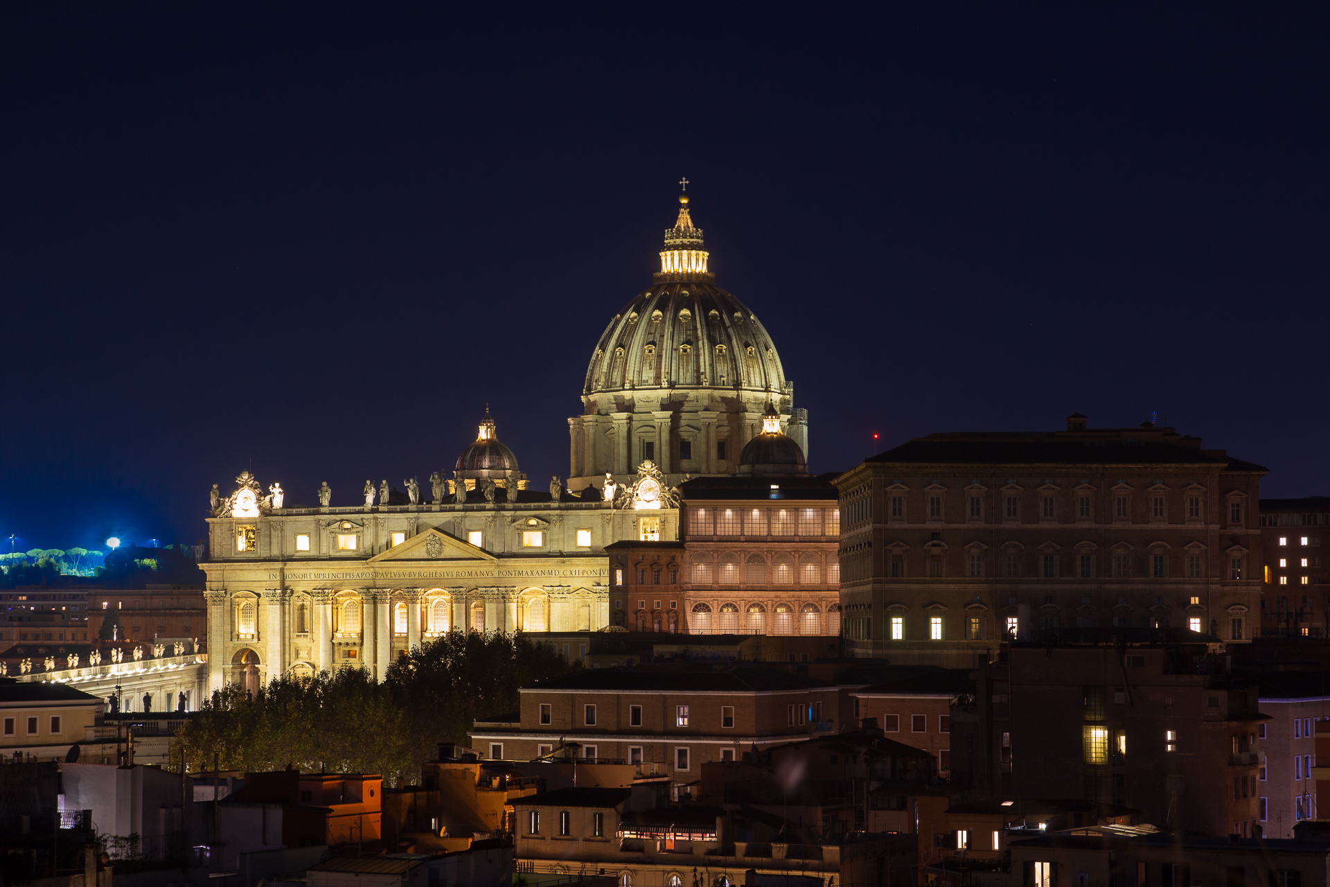 I see the holiness of the dome!!!