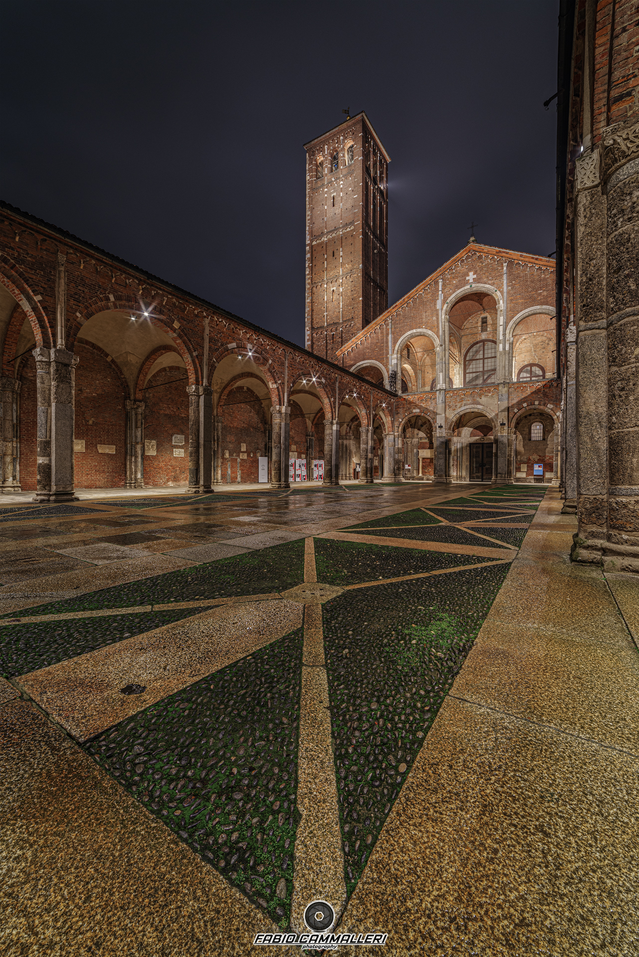 Basilica di Sant'Ambrogio Verticale