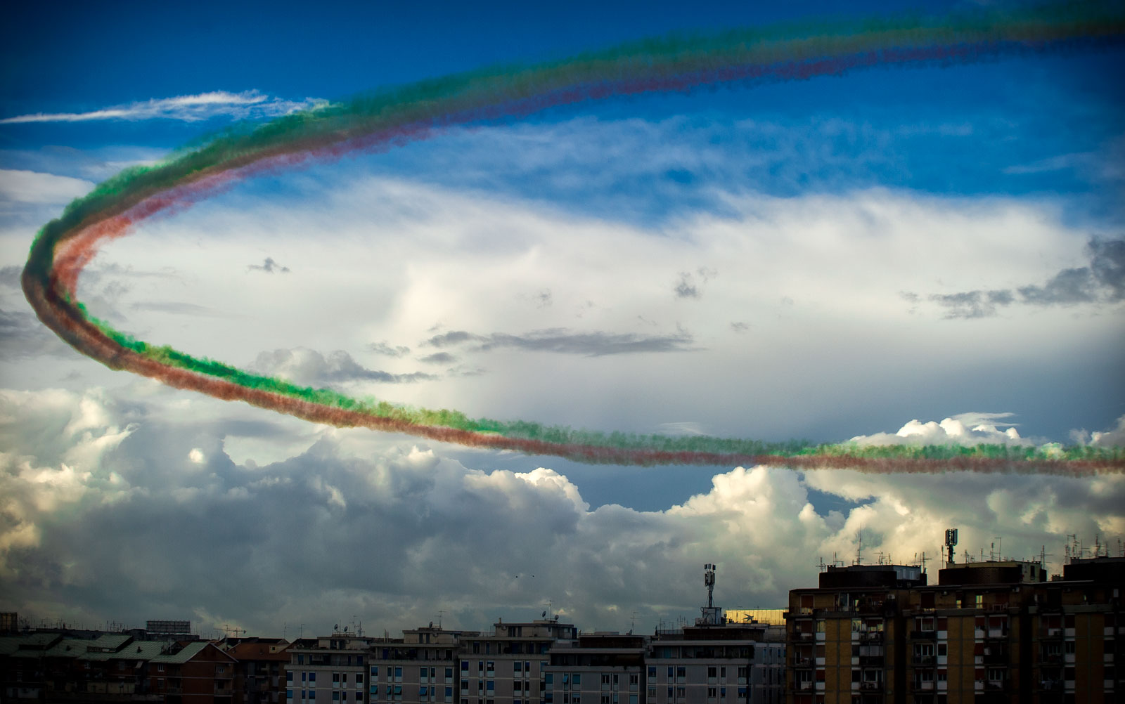 Tricolor Arrows