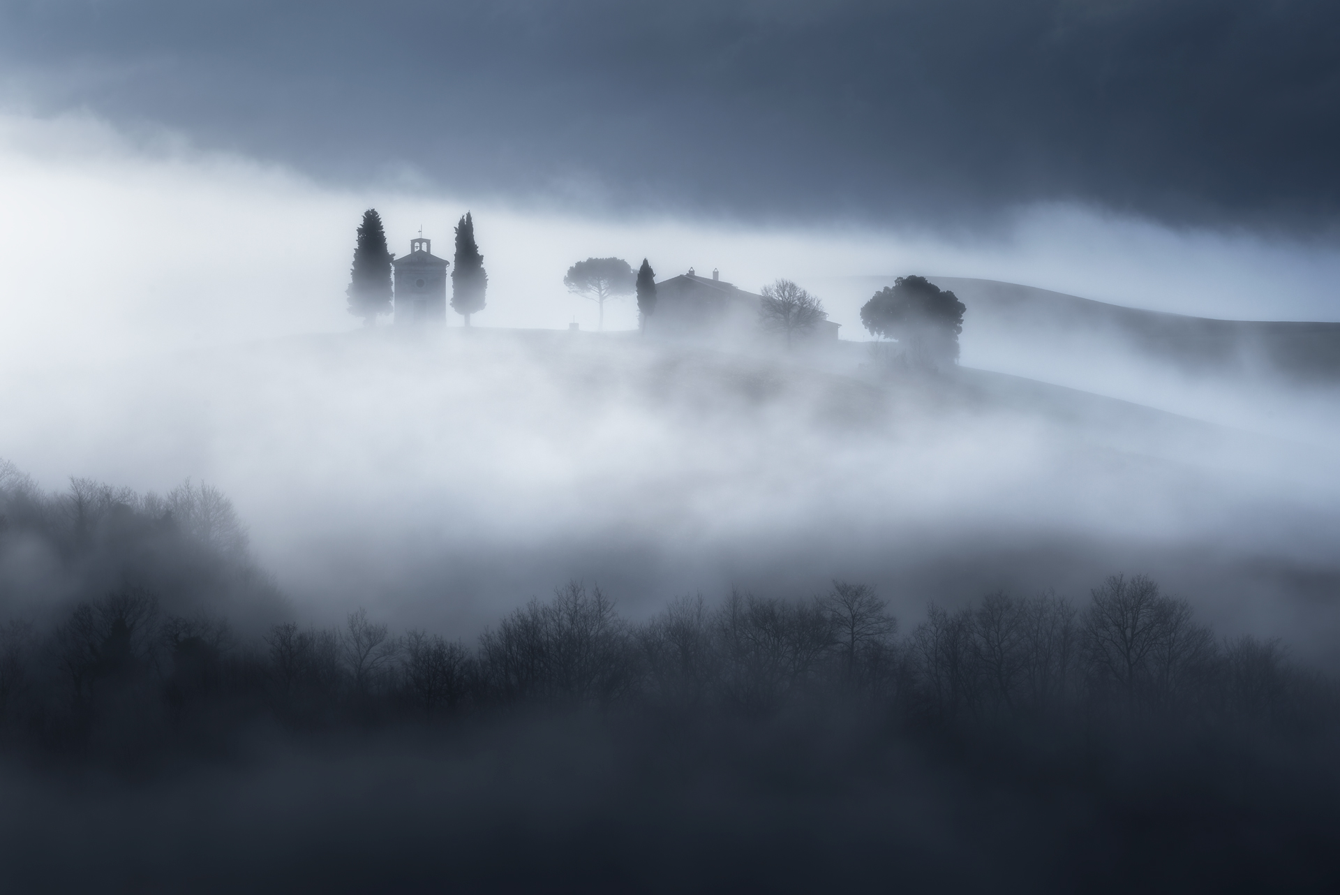 The Classic Tuscan Mornings