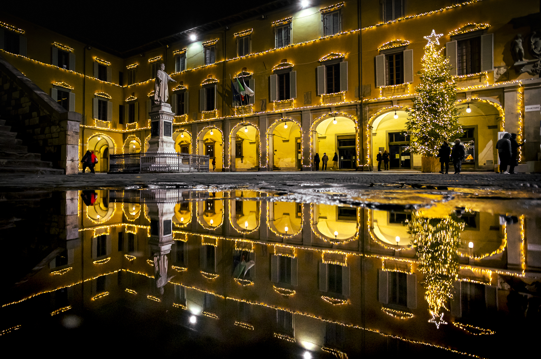 Prato vestita a festa.