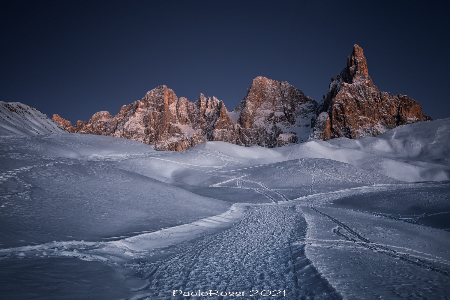 Pale di San Martino...ora blu