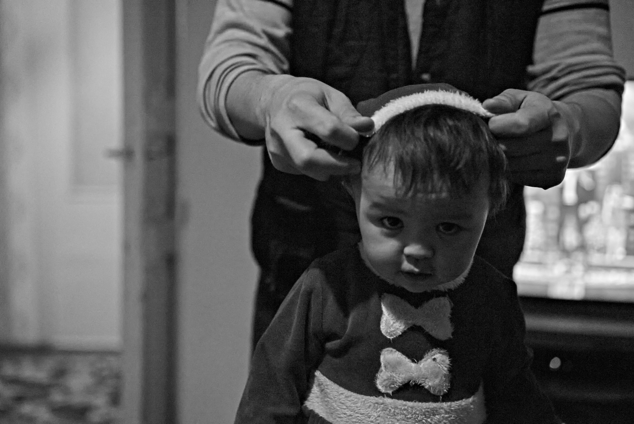 Juldiz puts his hat back on