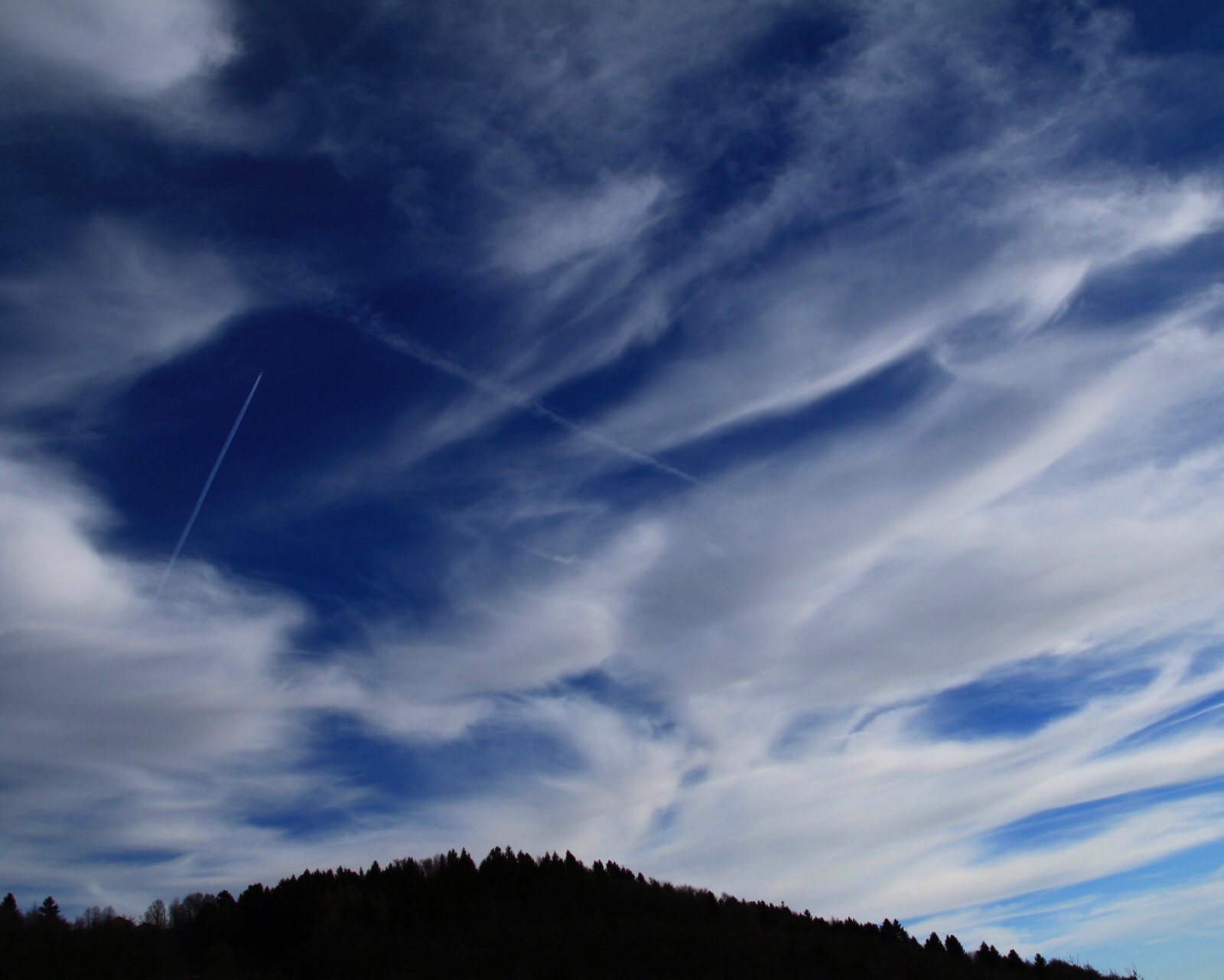 Lessinia's sky