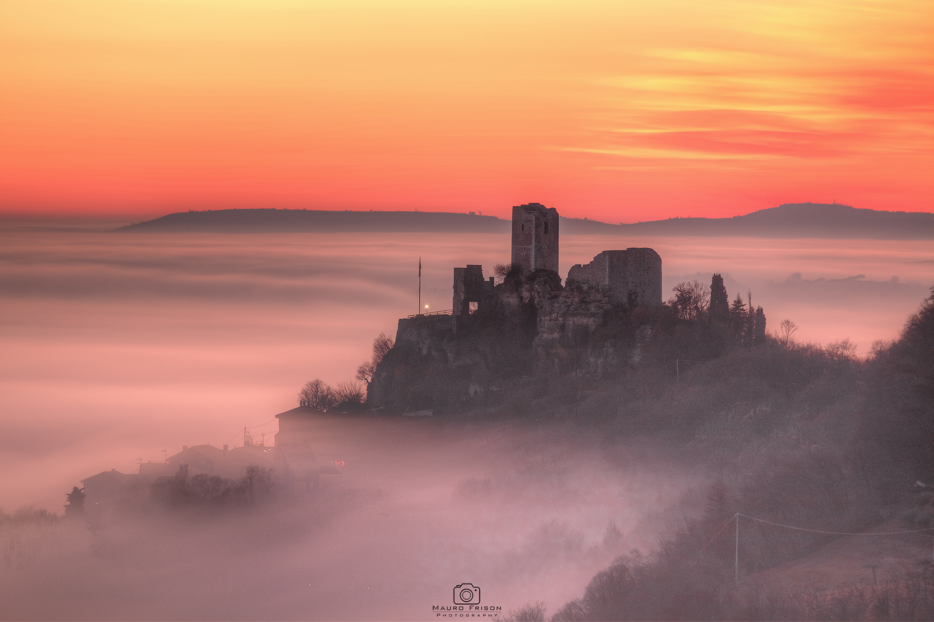 Tramonto sulla Rocca dei Vescovi
