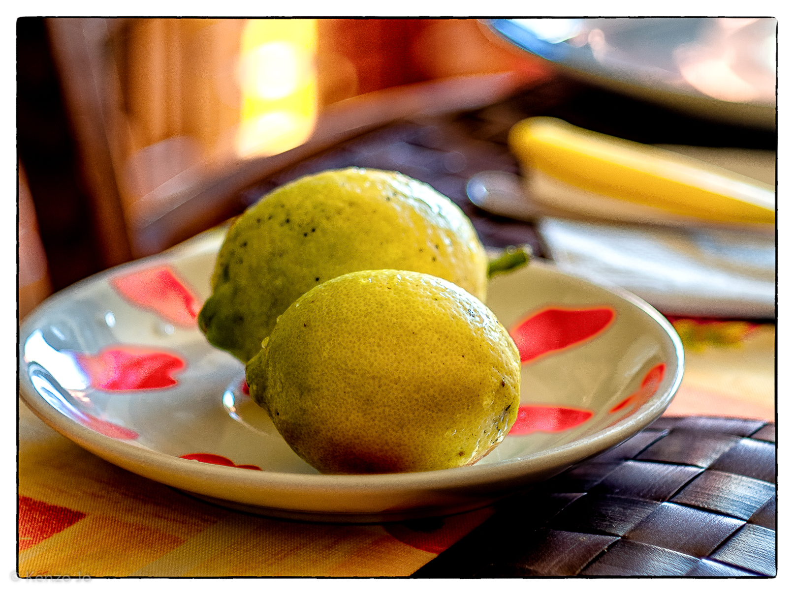 Lunch with lots of light and two lemons.