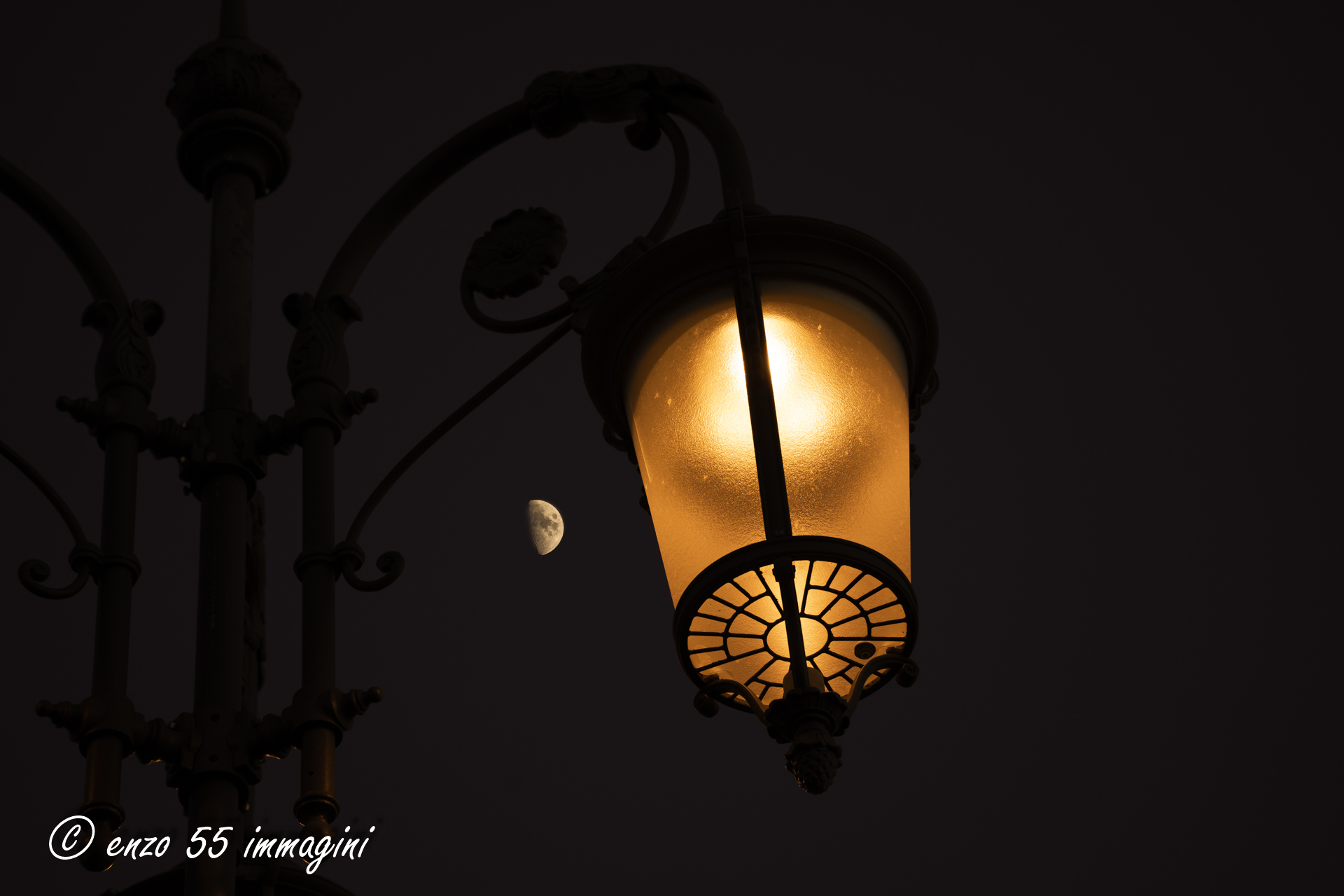 Lazise and the moon knocked