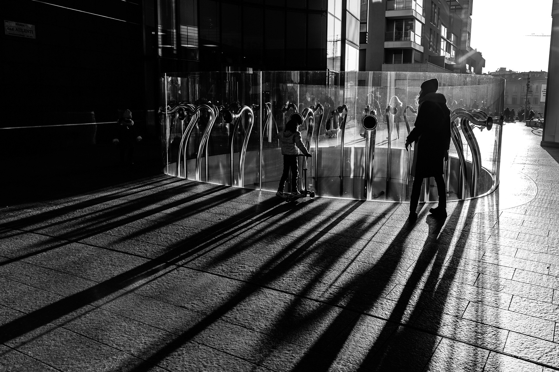 Milan, Piazza Gae Laurenti