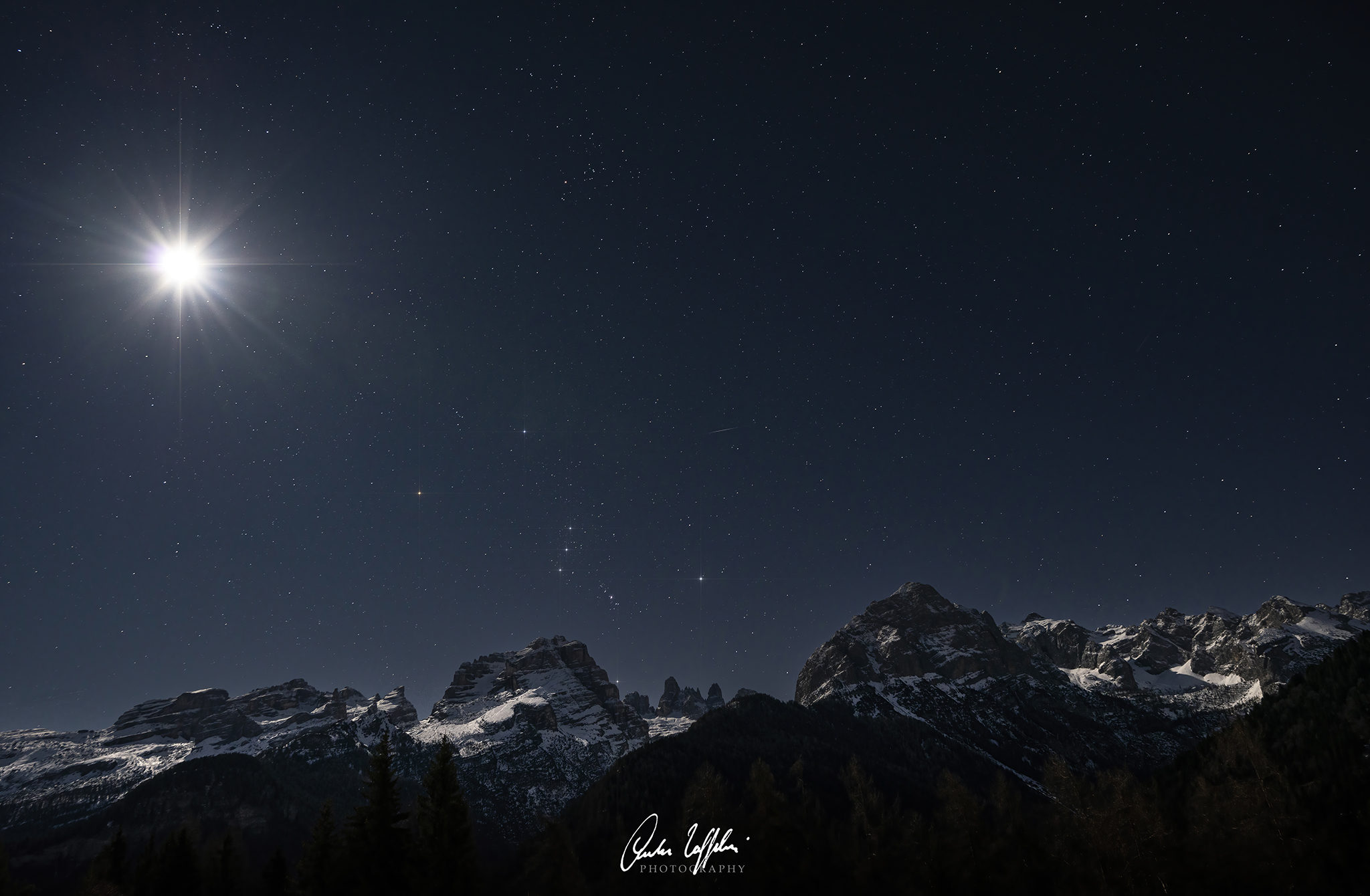 Le Dolomiti di Brenta sotto la Luna piena