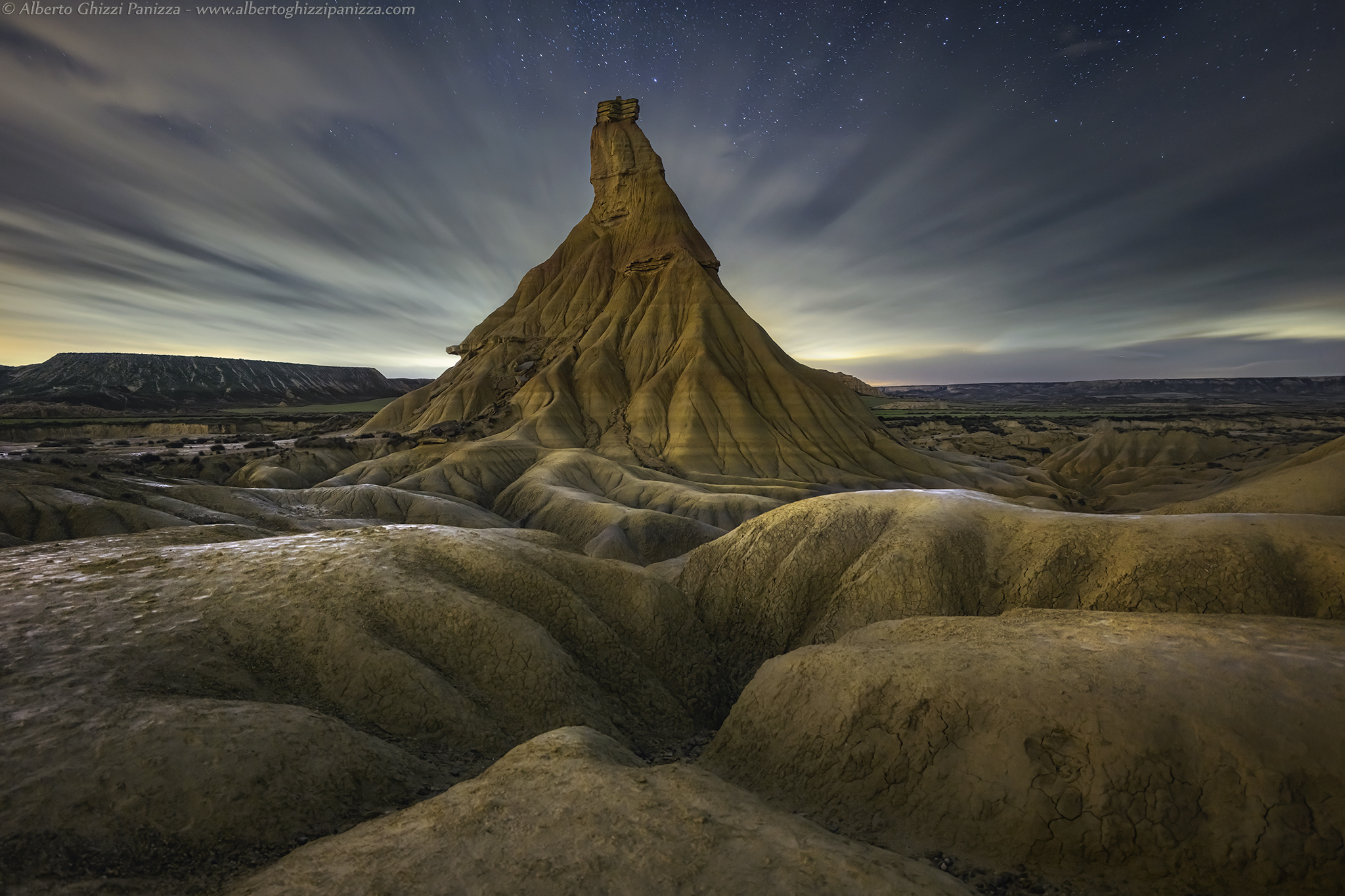 In the desert between rain and stars