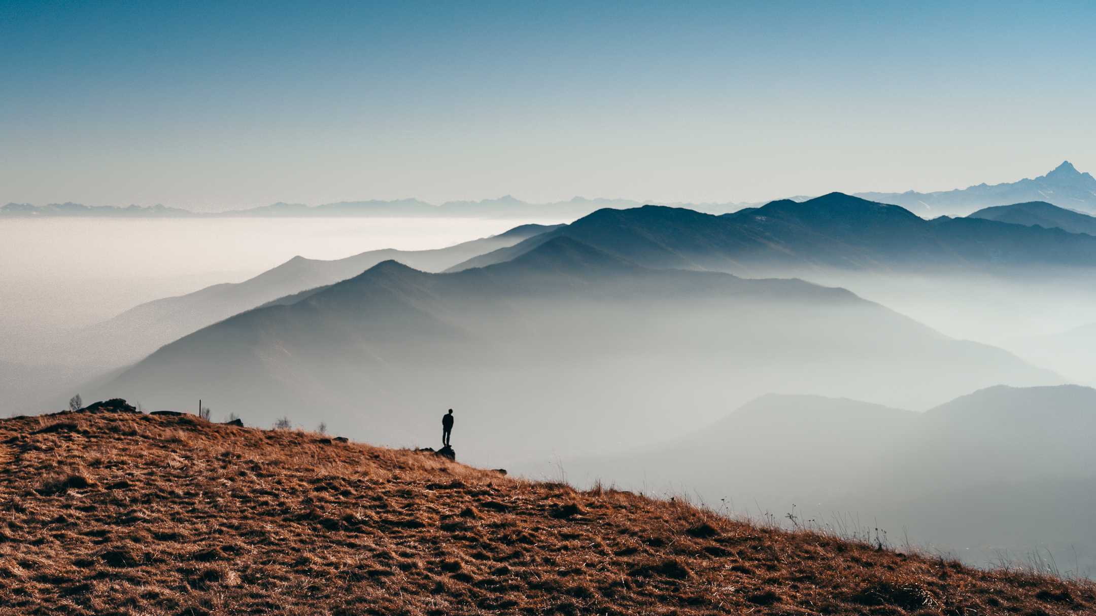 2022: Wanderer above the Sea of "smog"