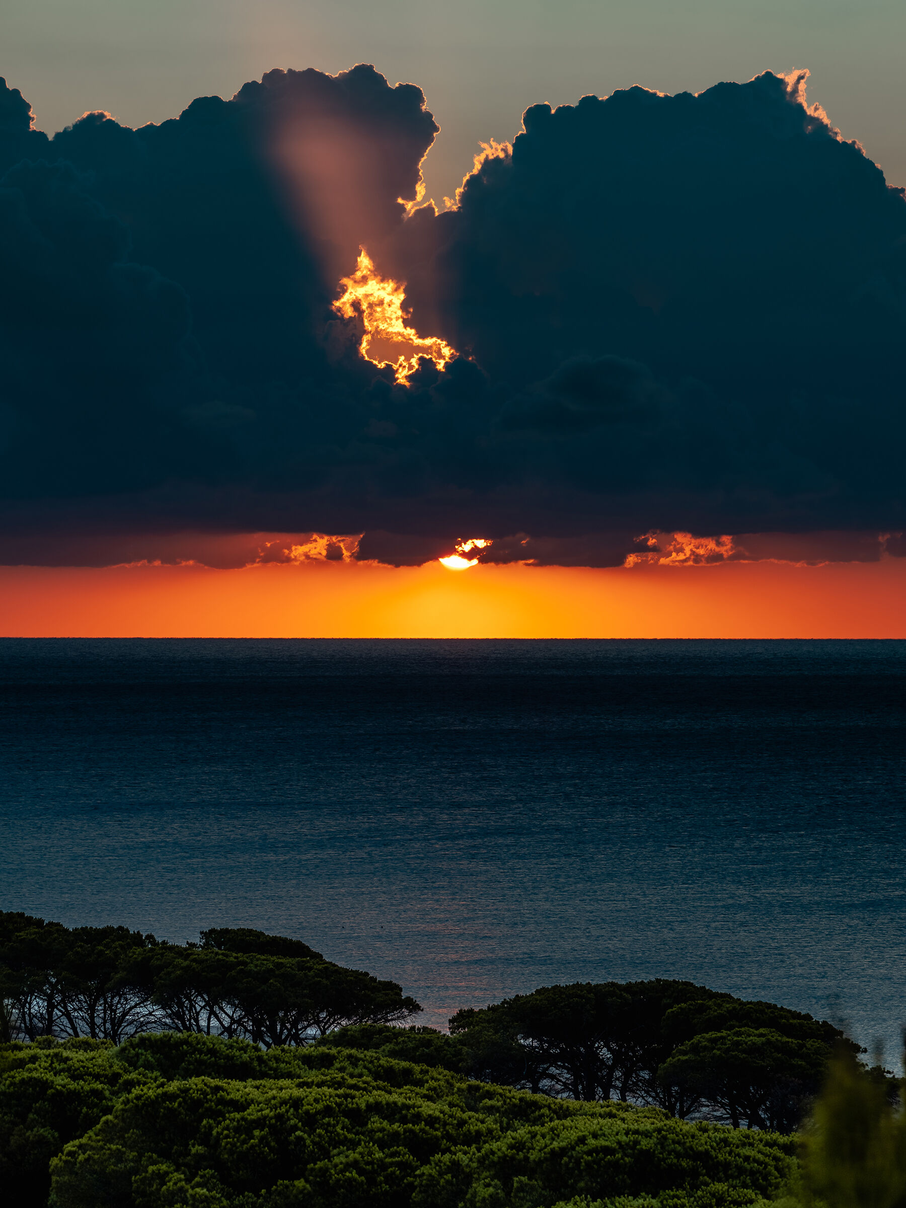 Glimpse of light