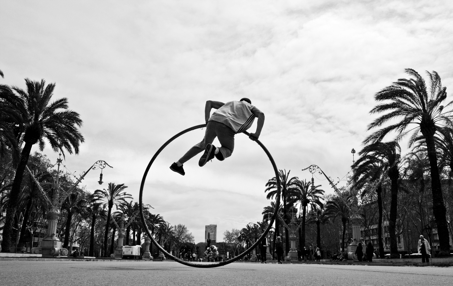 acrobat in Barcelona