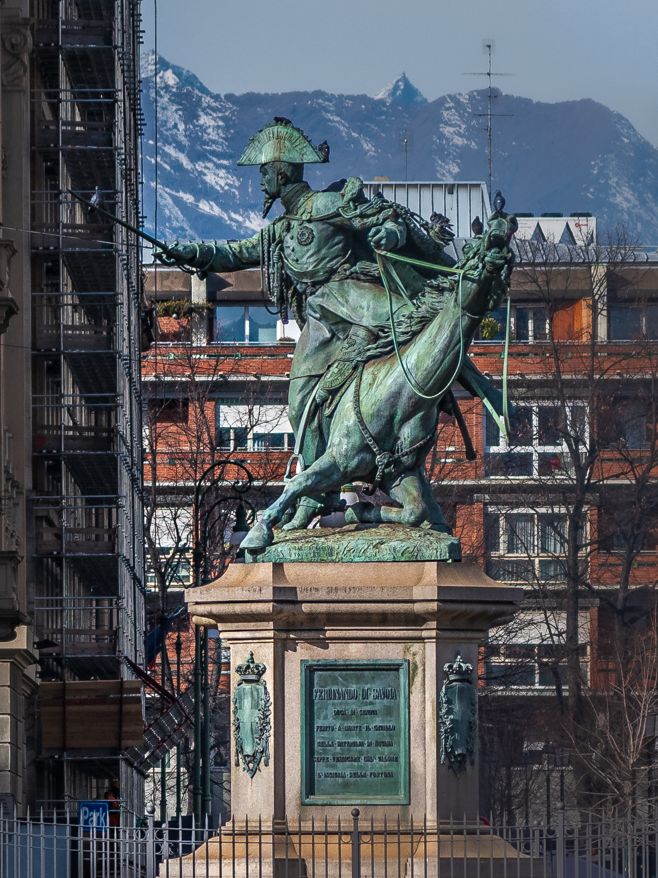 Monumento equestre a Ferdinando di Savoia