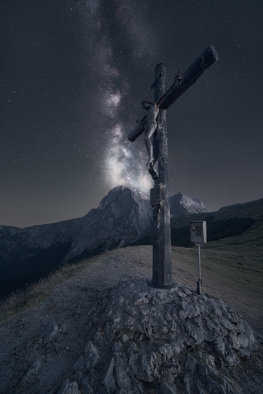 La grande croce Prati di Tivo