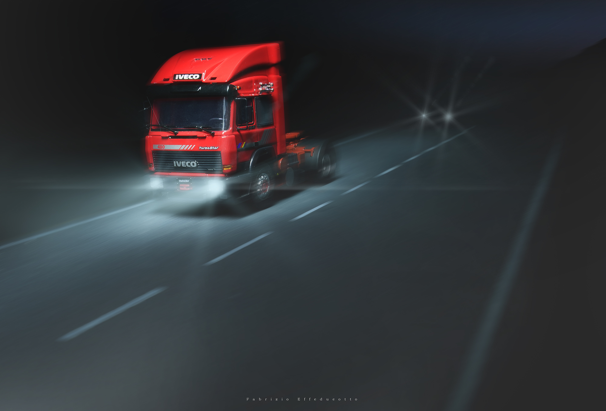 Modellino in scala 1/43 di Iveco Turbostar