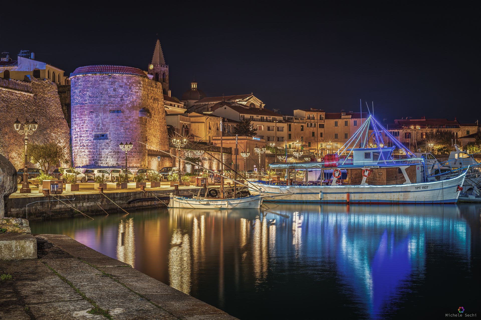 Porto di Alghero in veste natalizia