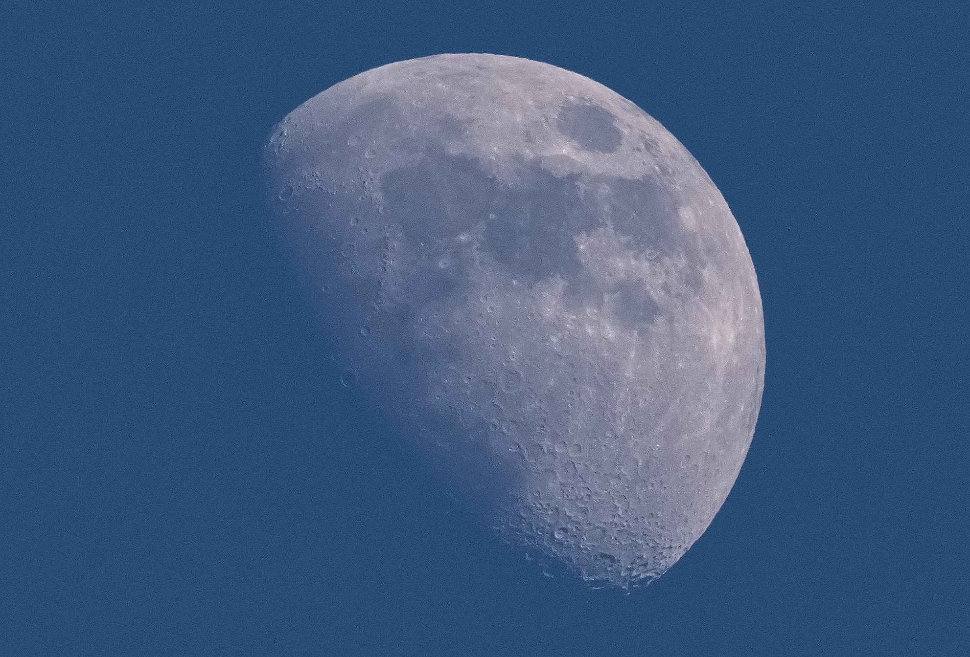 Moon 63% 17/05/2021 at 16:43 sigma 150 600