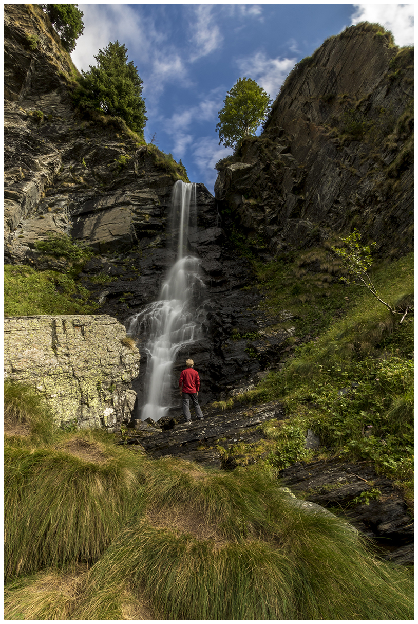 Dasdana Waterfalls (BS)