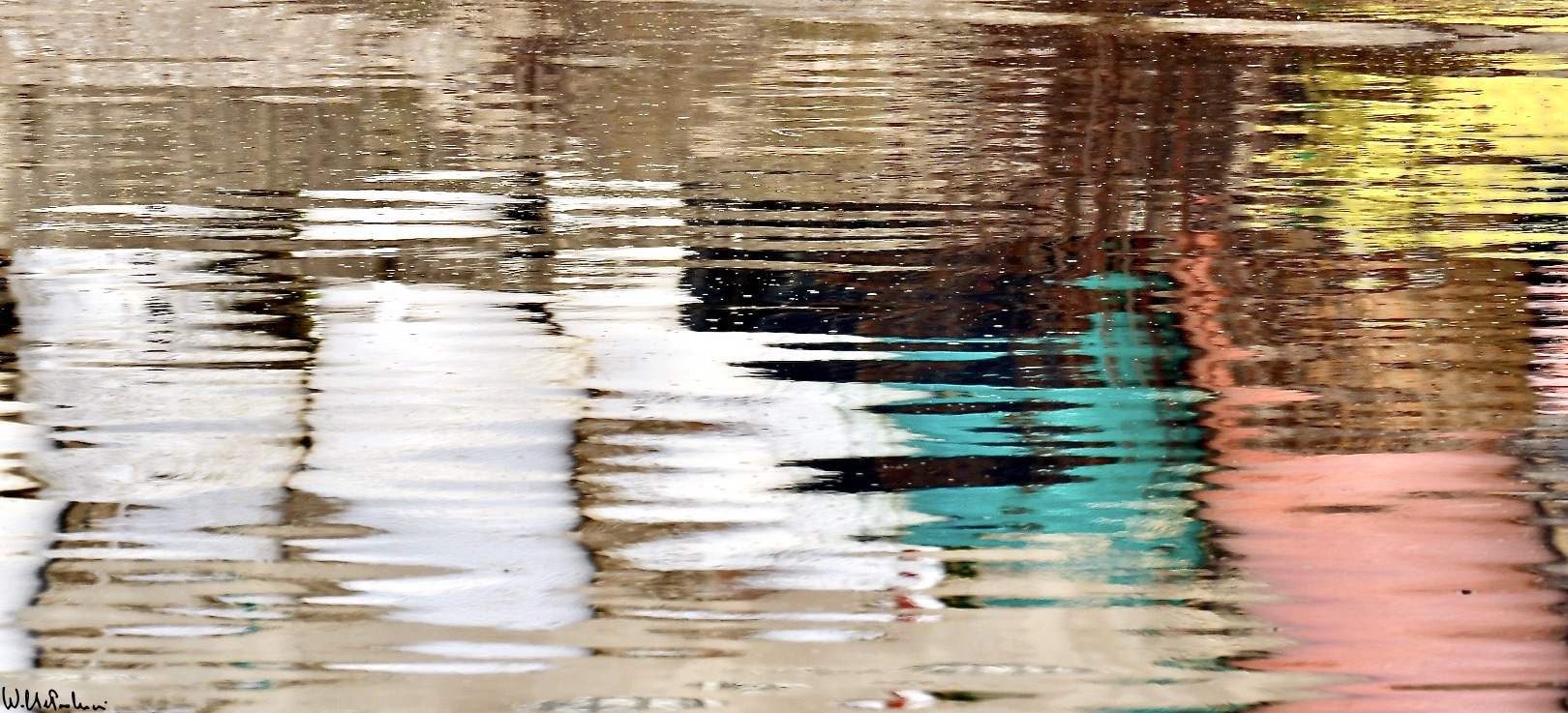 The colors of the river 17