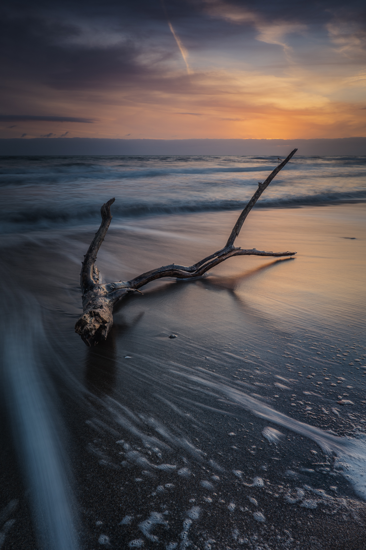 Winter sunset in Marina di San Nicola ( Rome )
