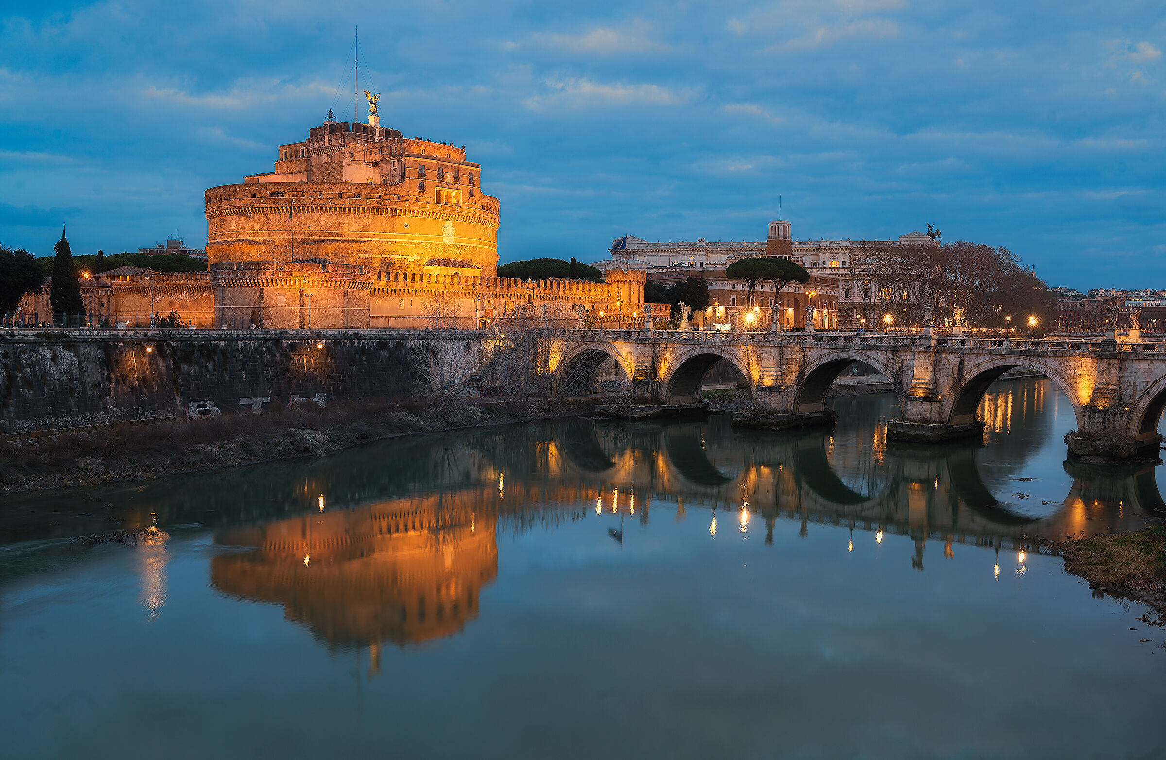 Castel Sant'Angelo si specchia