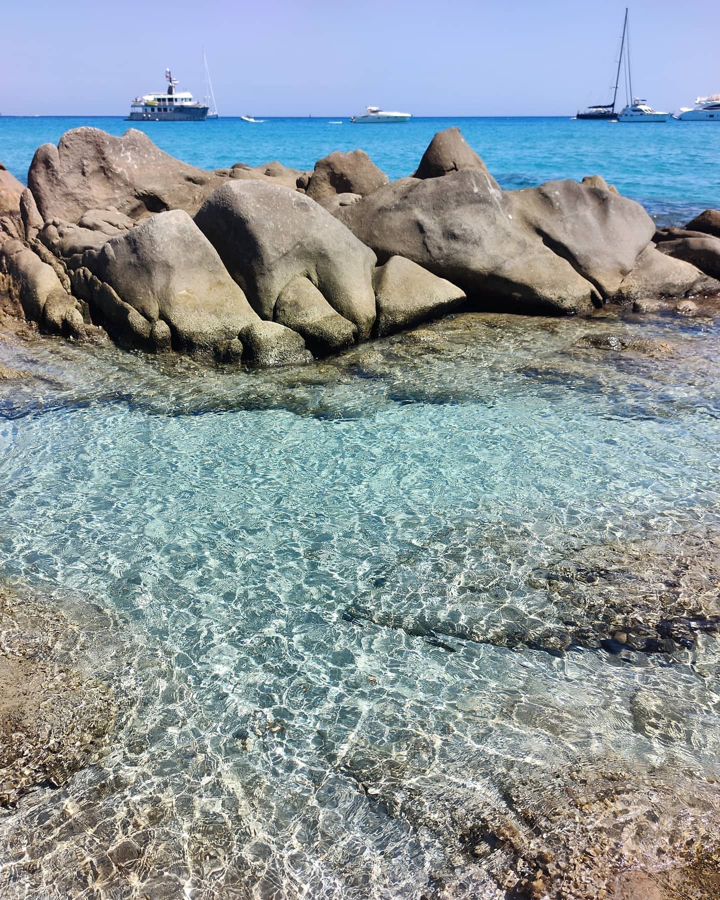 Blue water, clear water