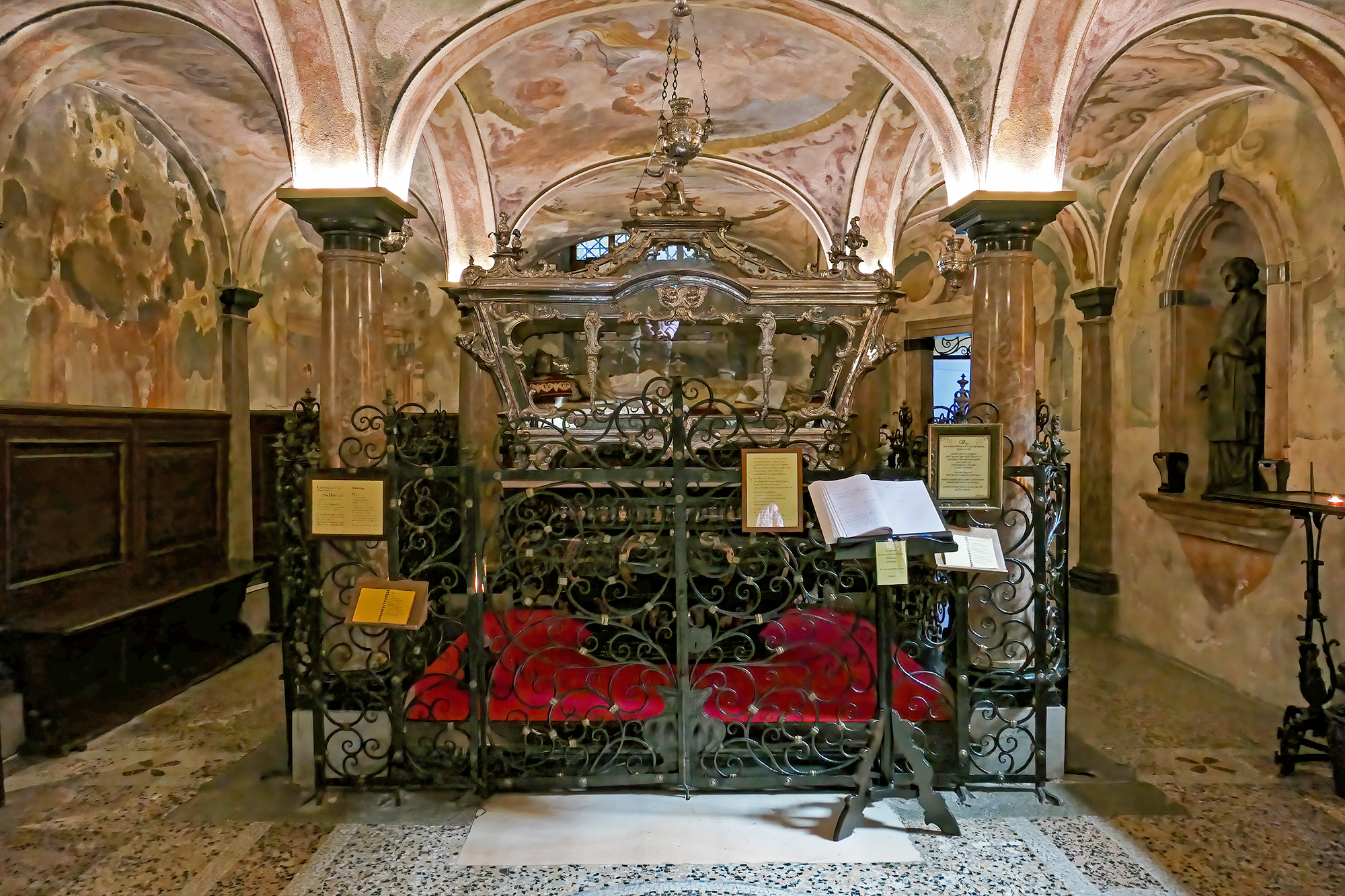 Crypt of San Giulio (Lake Orta)